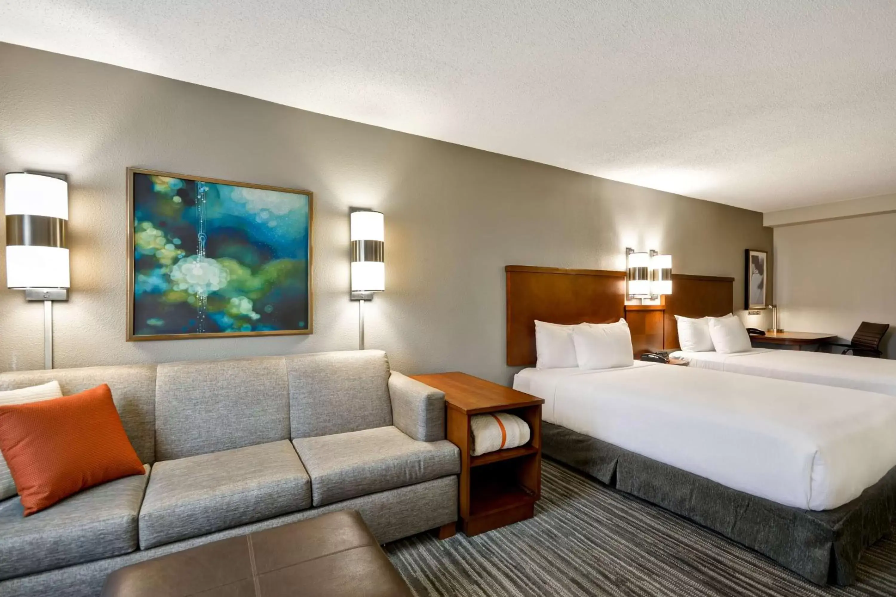 King Room with Sofa Bed and Accessible Tub - Disability Access in Hyatt Place Miami Airport-West/Doral