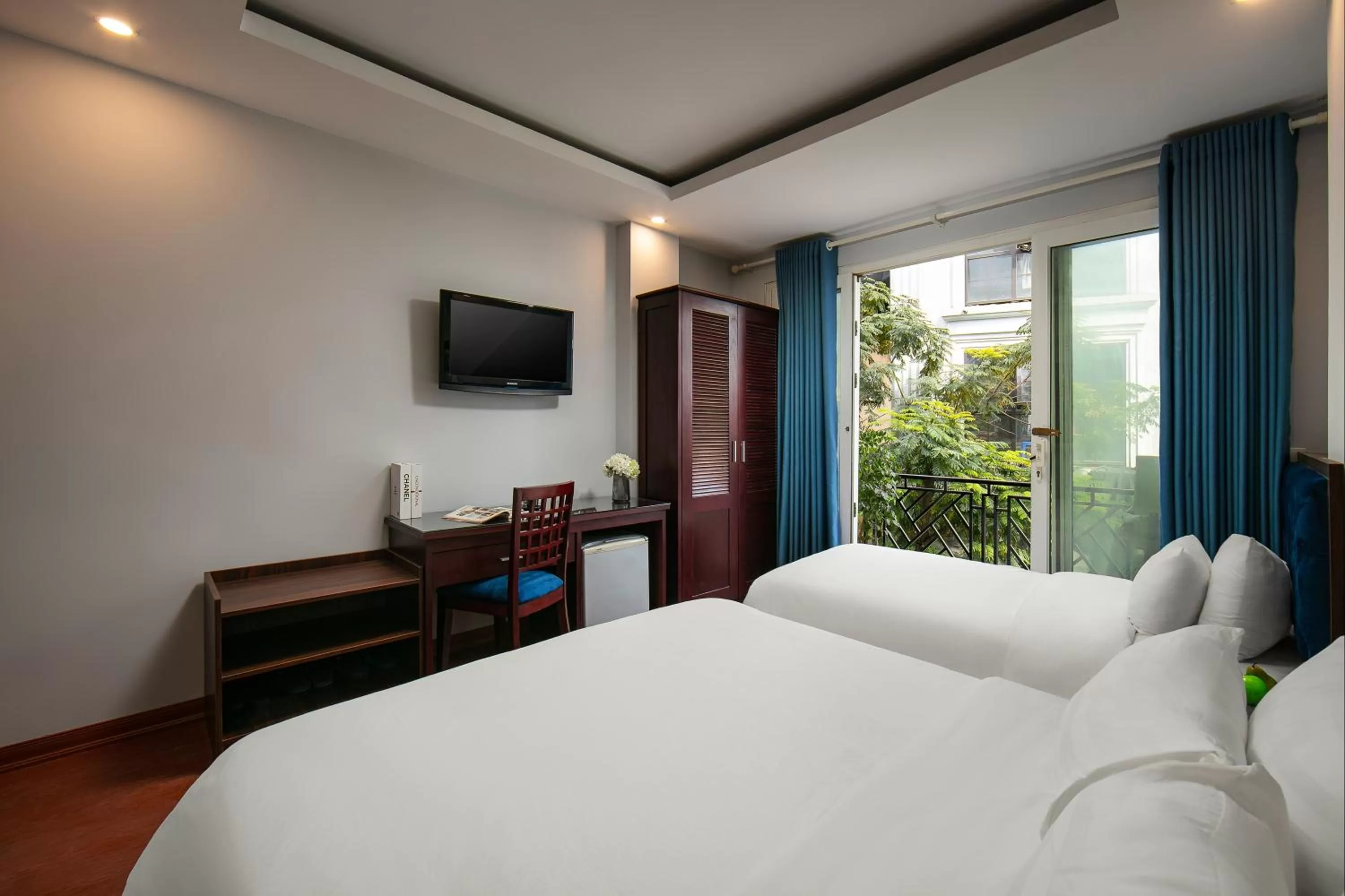 Photo of the whole room, Bed in Cristina Center Hotel & Spa