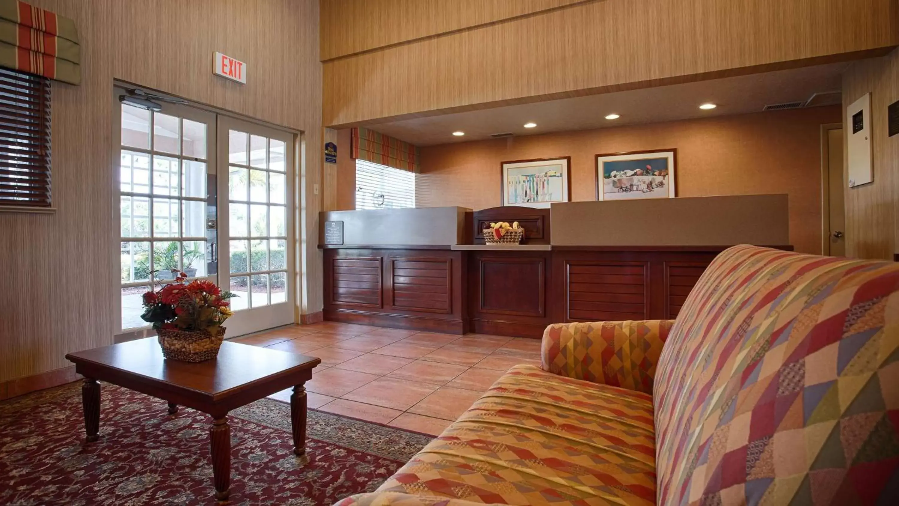 Lobby or reception, Seating Area in Best Western Port St. Lucie