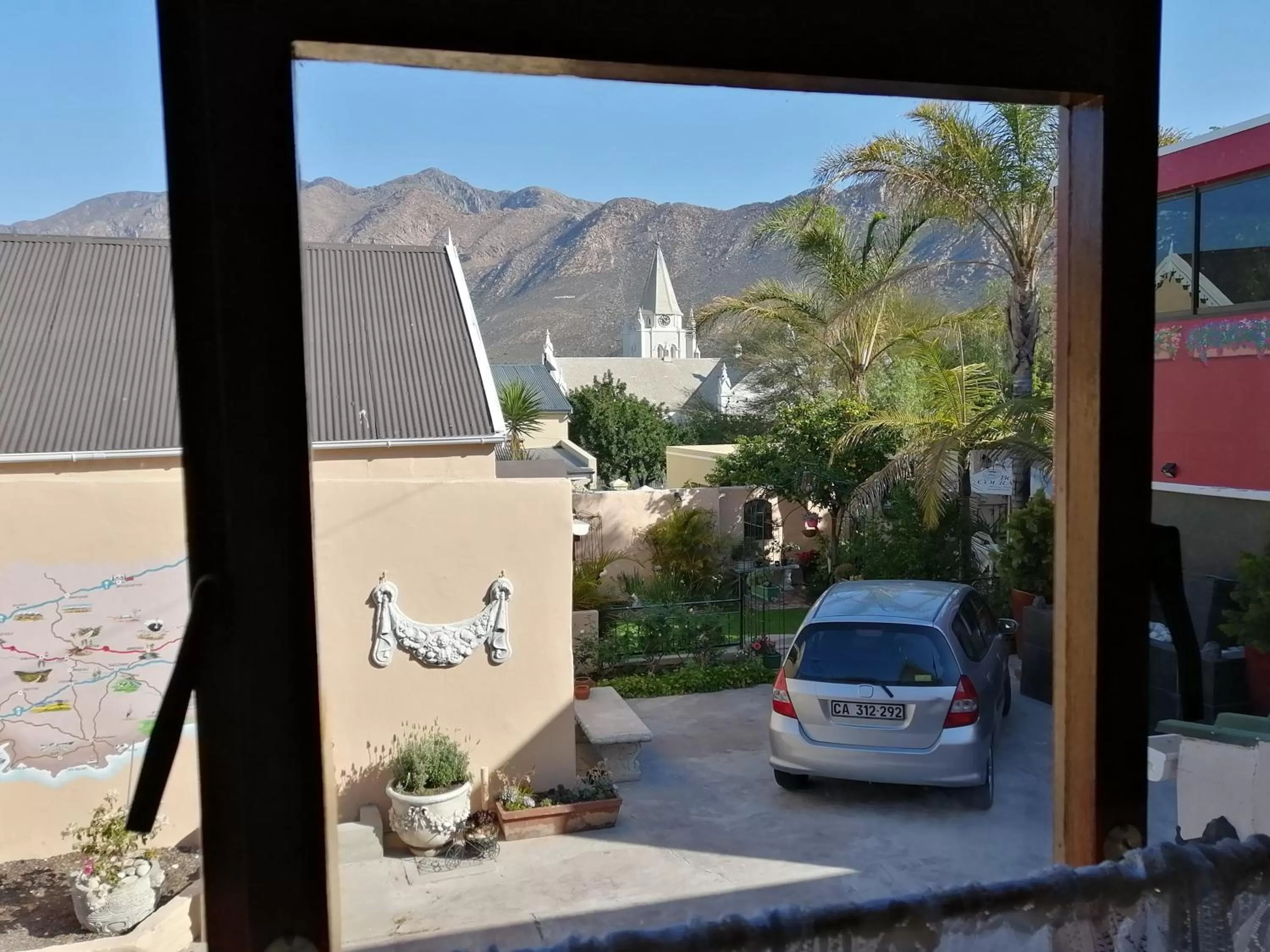 Garden view in Squirrels Corner