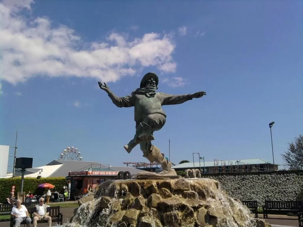 Area and facilities in The Sherwood, No 11,