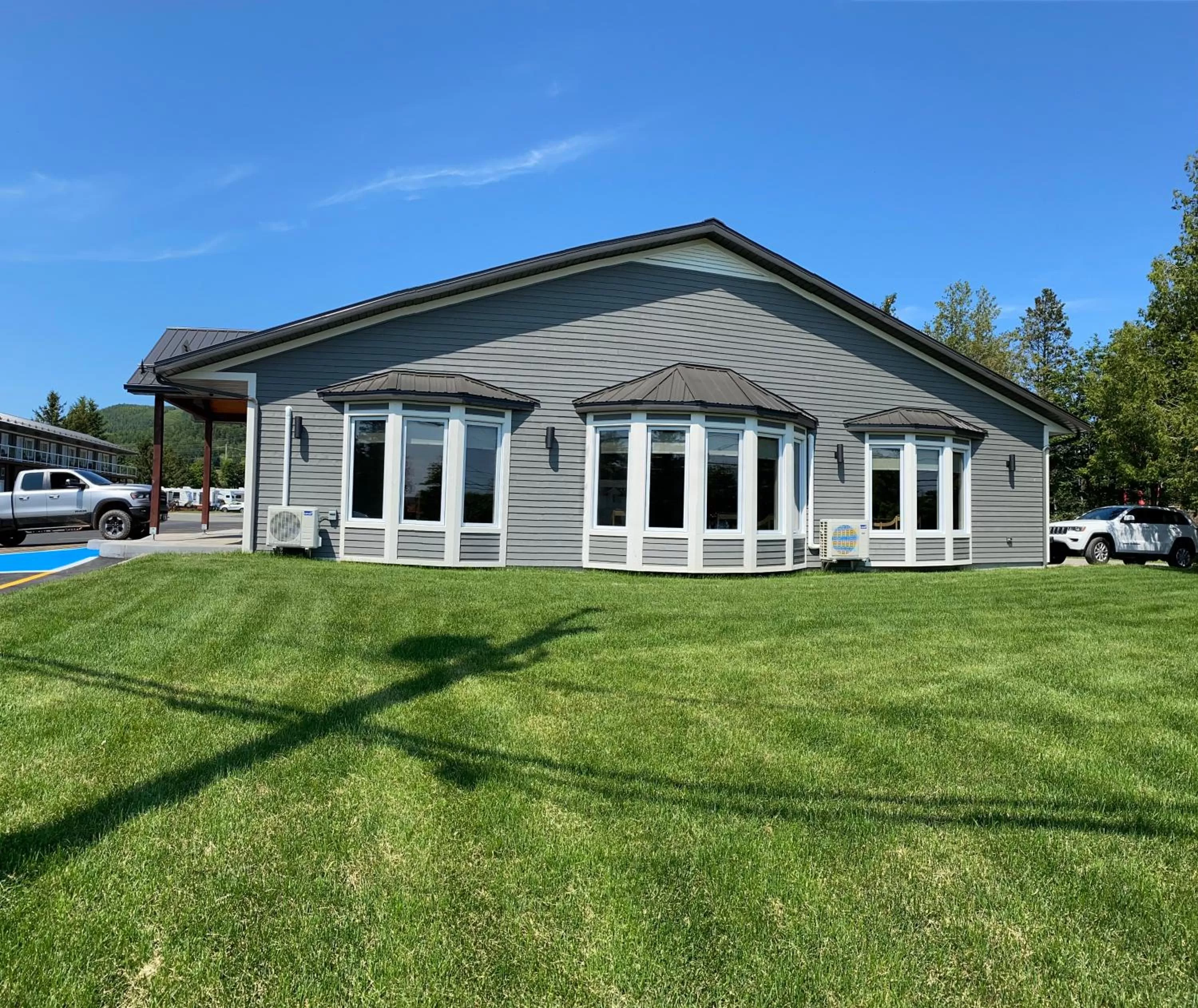 Property Building in Motel L'Abri