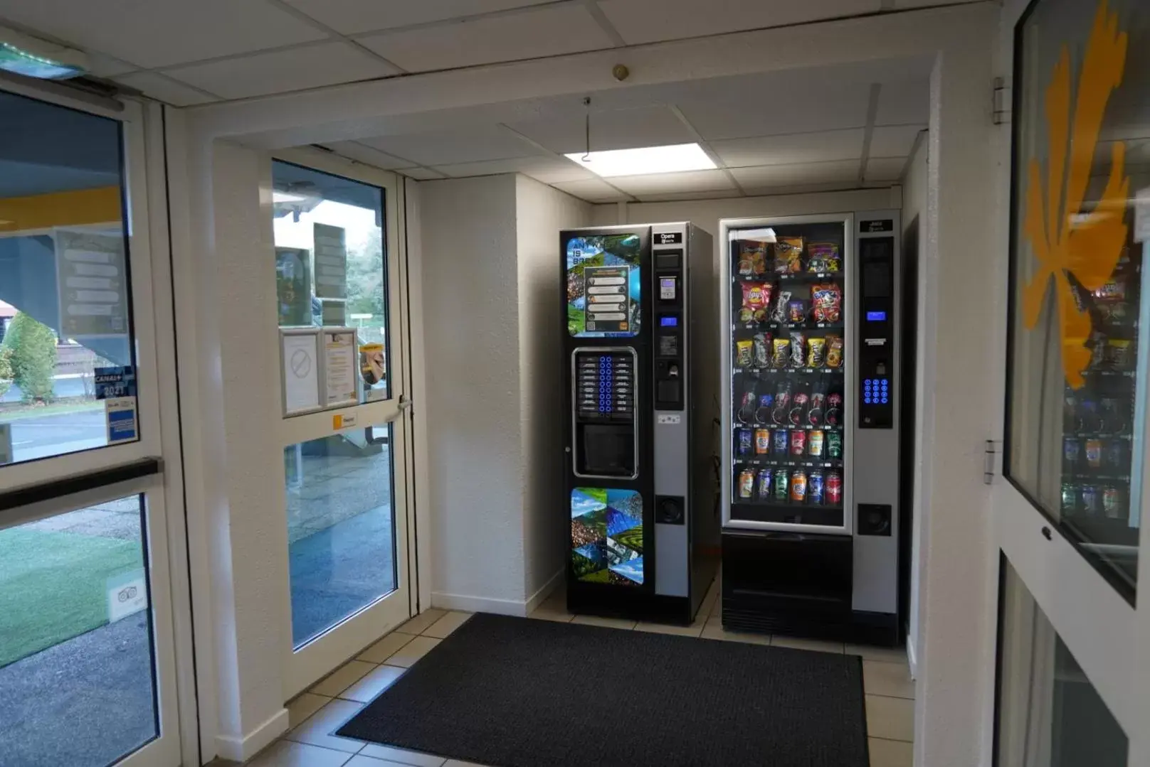 Lobby or reception, Supermarket/Shops in Premiere Classe Deauville Touques