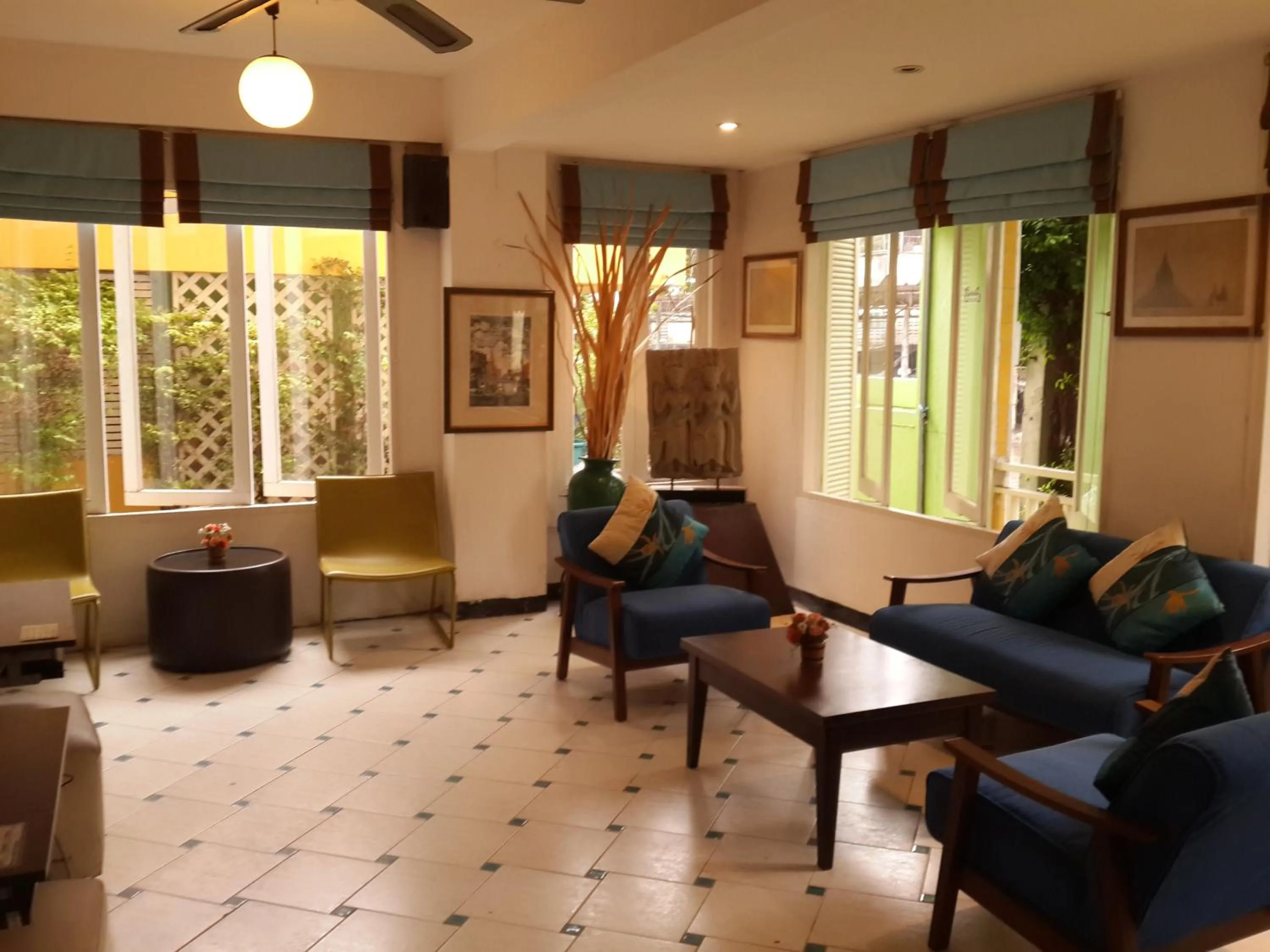 Lobby or reception in Sawasdee Sukhumvit Inn