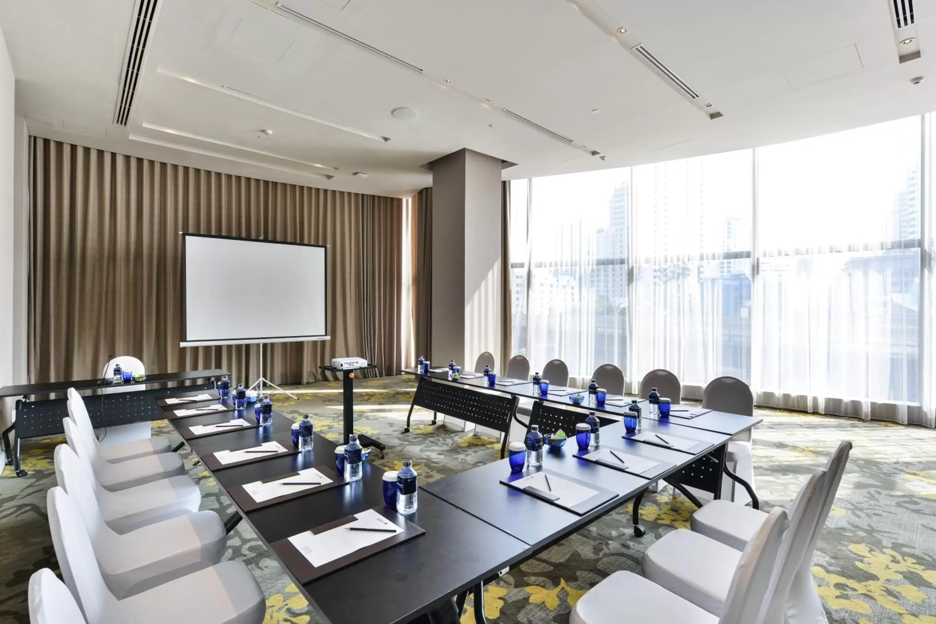 Meeting/conference room, Business Area/Conference Room in Radisson Blu Plaza Bangkok