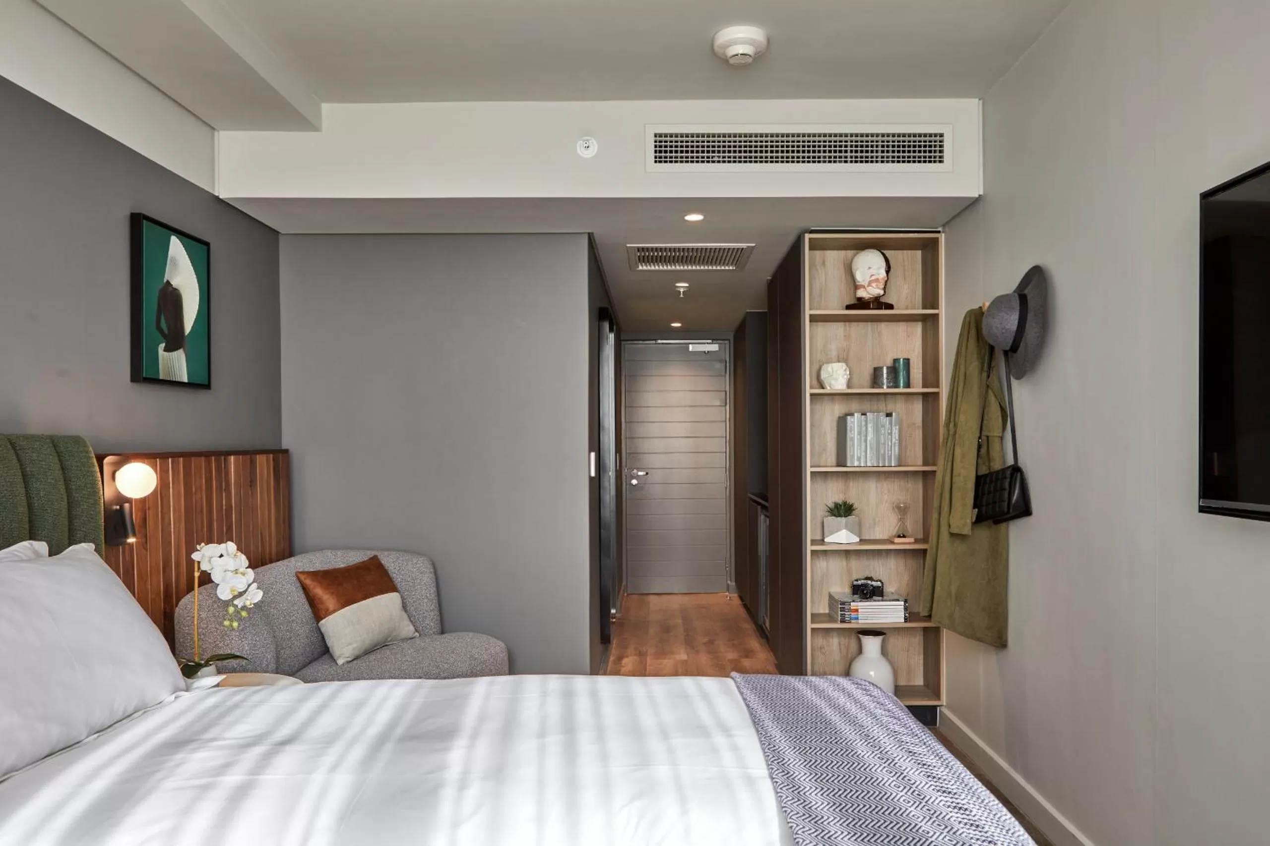 Photo of the whole room, Bed in The Rockefeller Hotel by NEWMARK