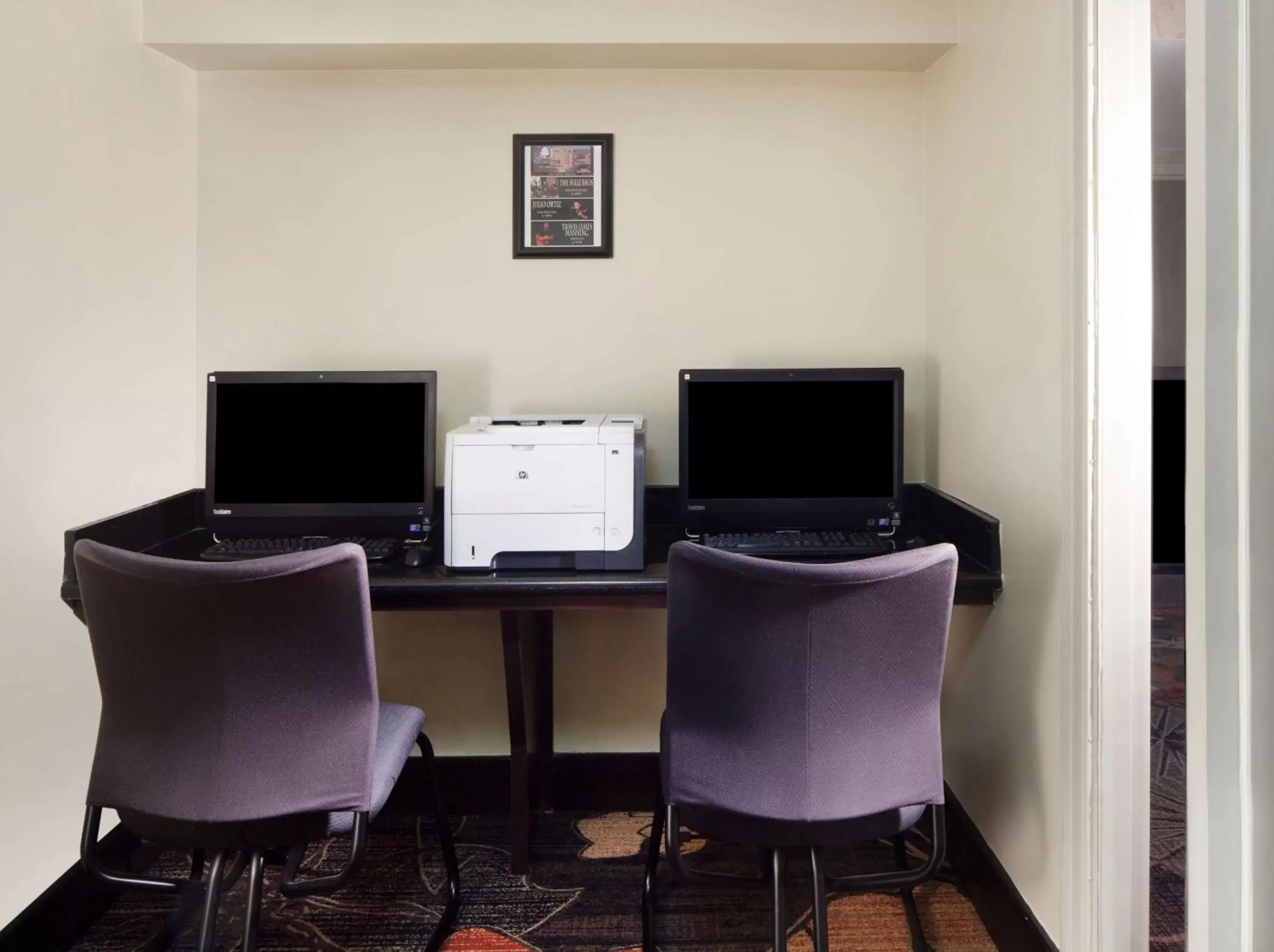 Business facilities in DoubleTree by Hilton El Paso Downtown