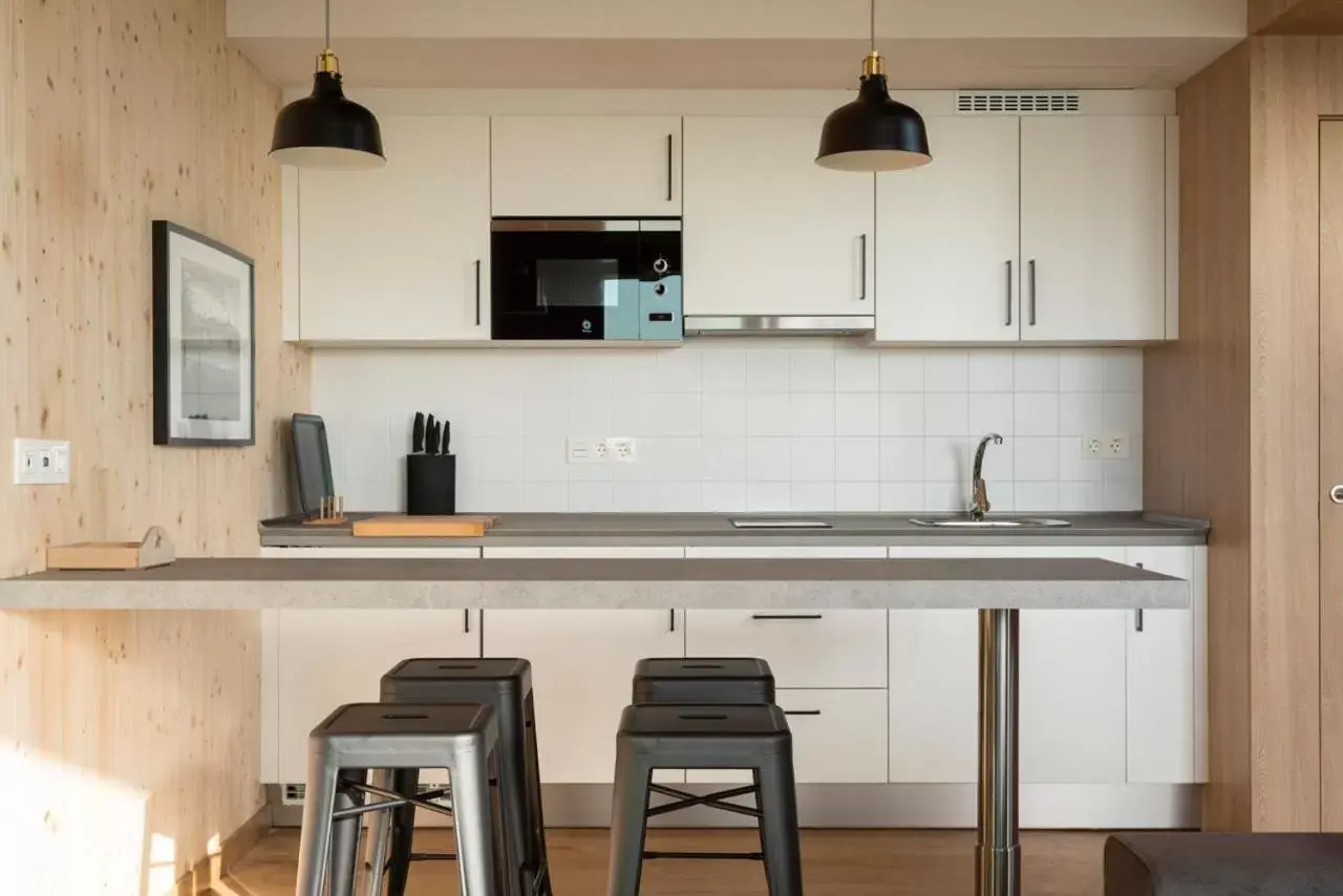 Kitchen/Kitchenette in Cabañas de Canide