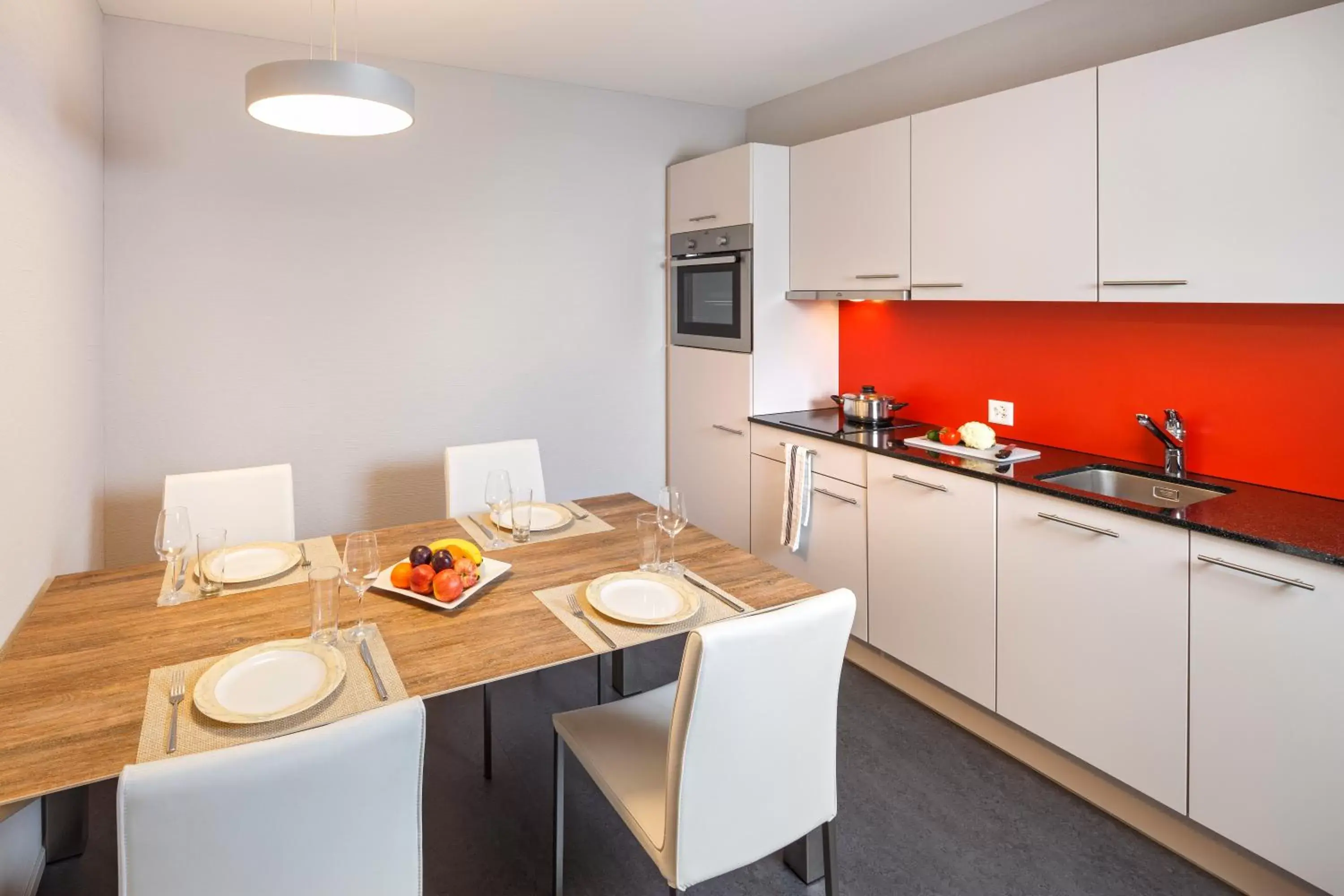 Kitchen or kitchenette, Kitchen/Kitchenette in Aparthotel-aarau-WEST Swiss Quality