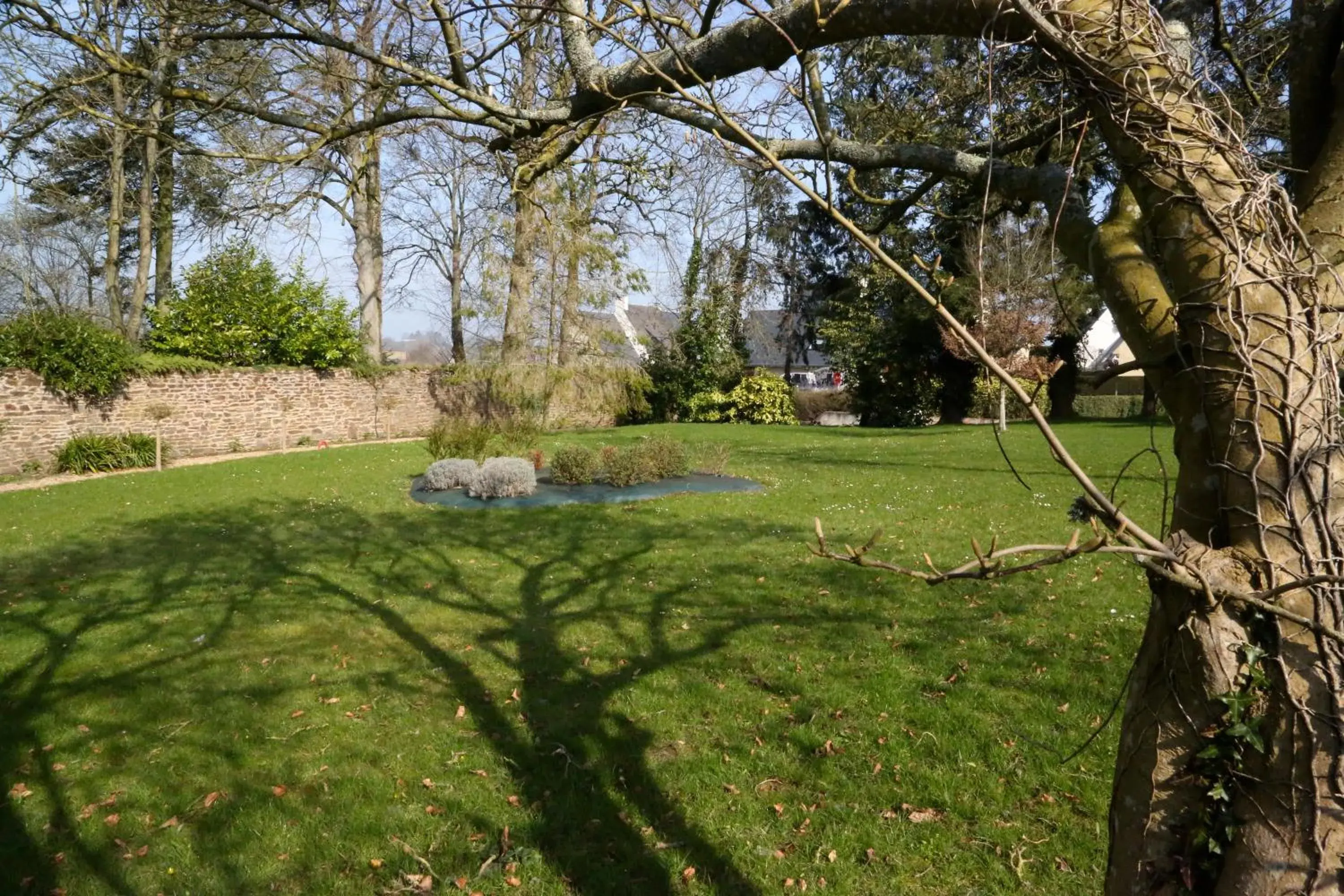 Garden in Hotel Restaurant Le Lion d'Or