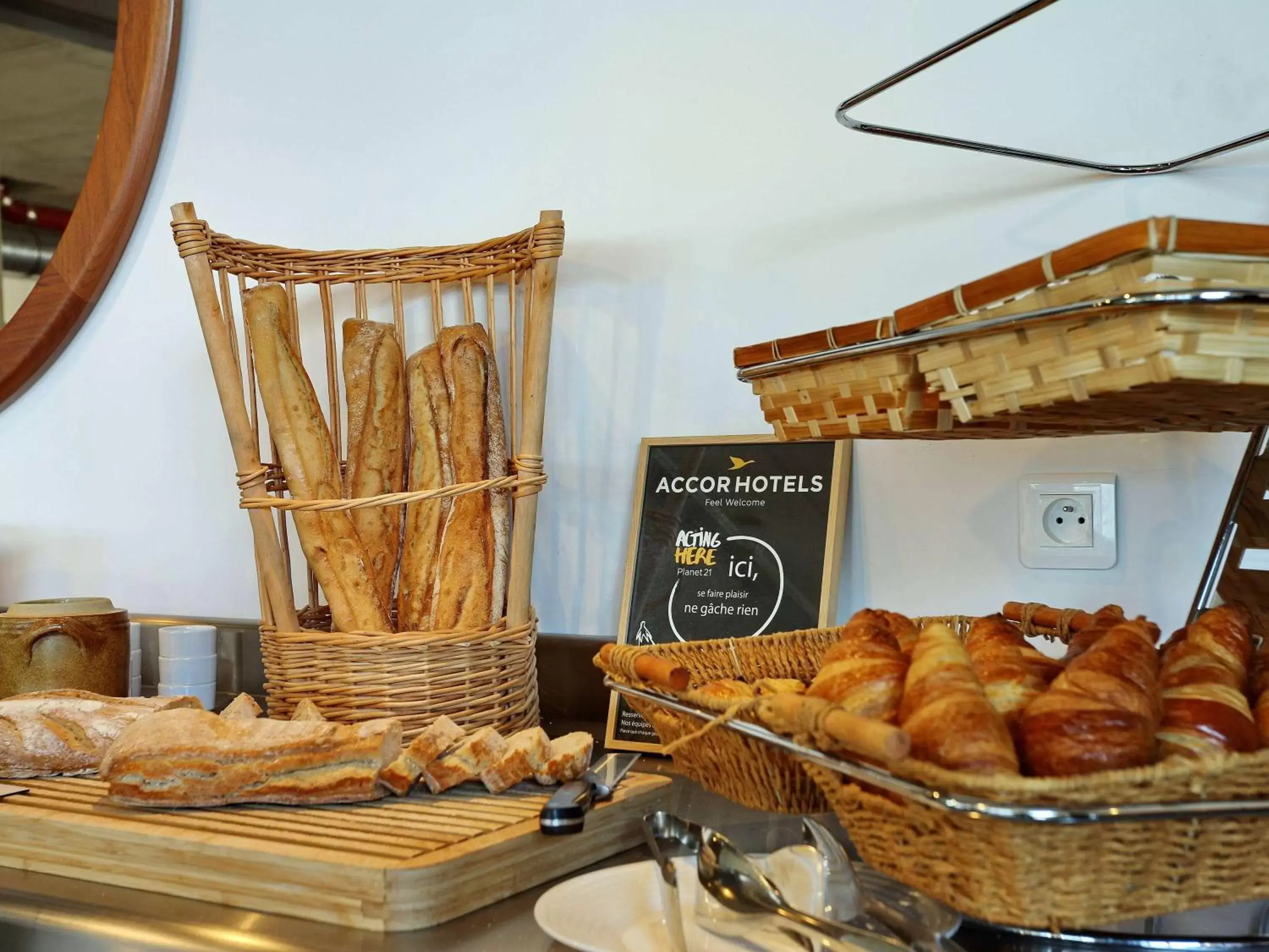 Restaurant/places to eat in ibis Styles Ajaccio Napoleon Restaurant/places to eat in ibis Styles Ajaccio Napoleon