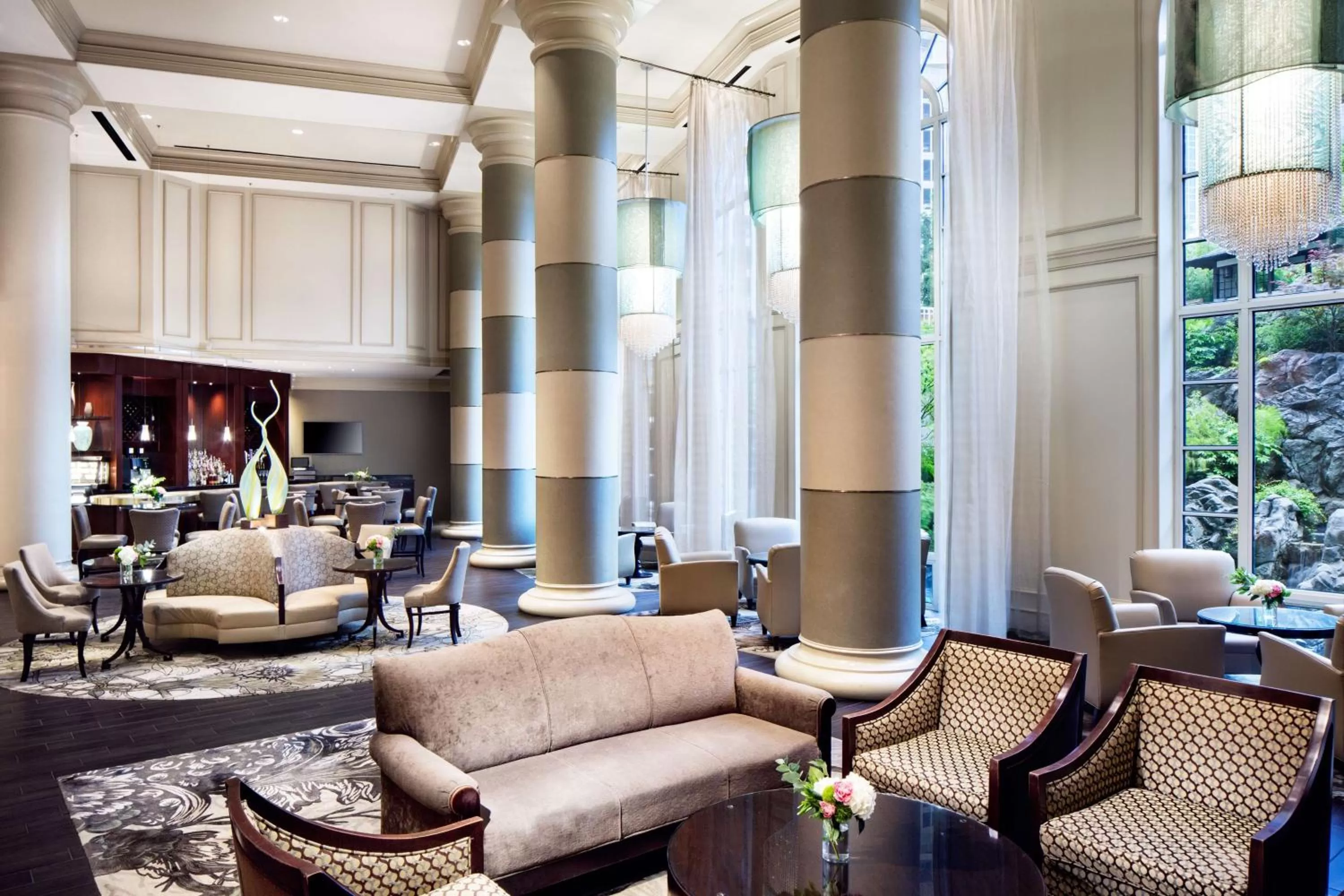 Lounge or bar in Grand Hyatt Atlanta in Buckhead