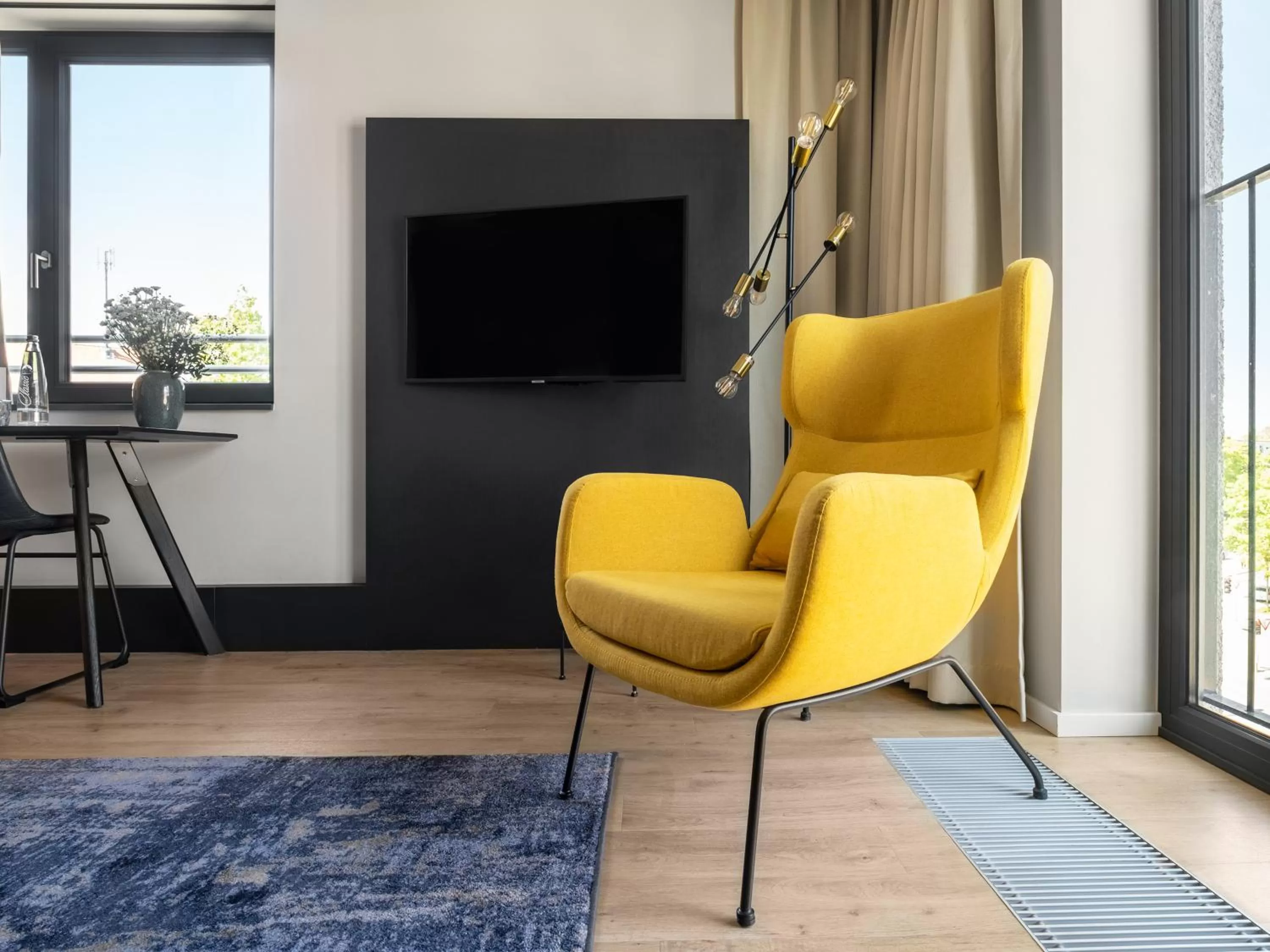 TV and multimedia in Numa Munich Stark