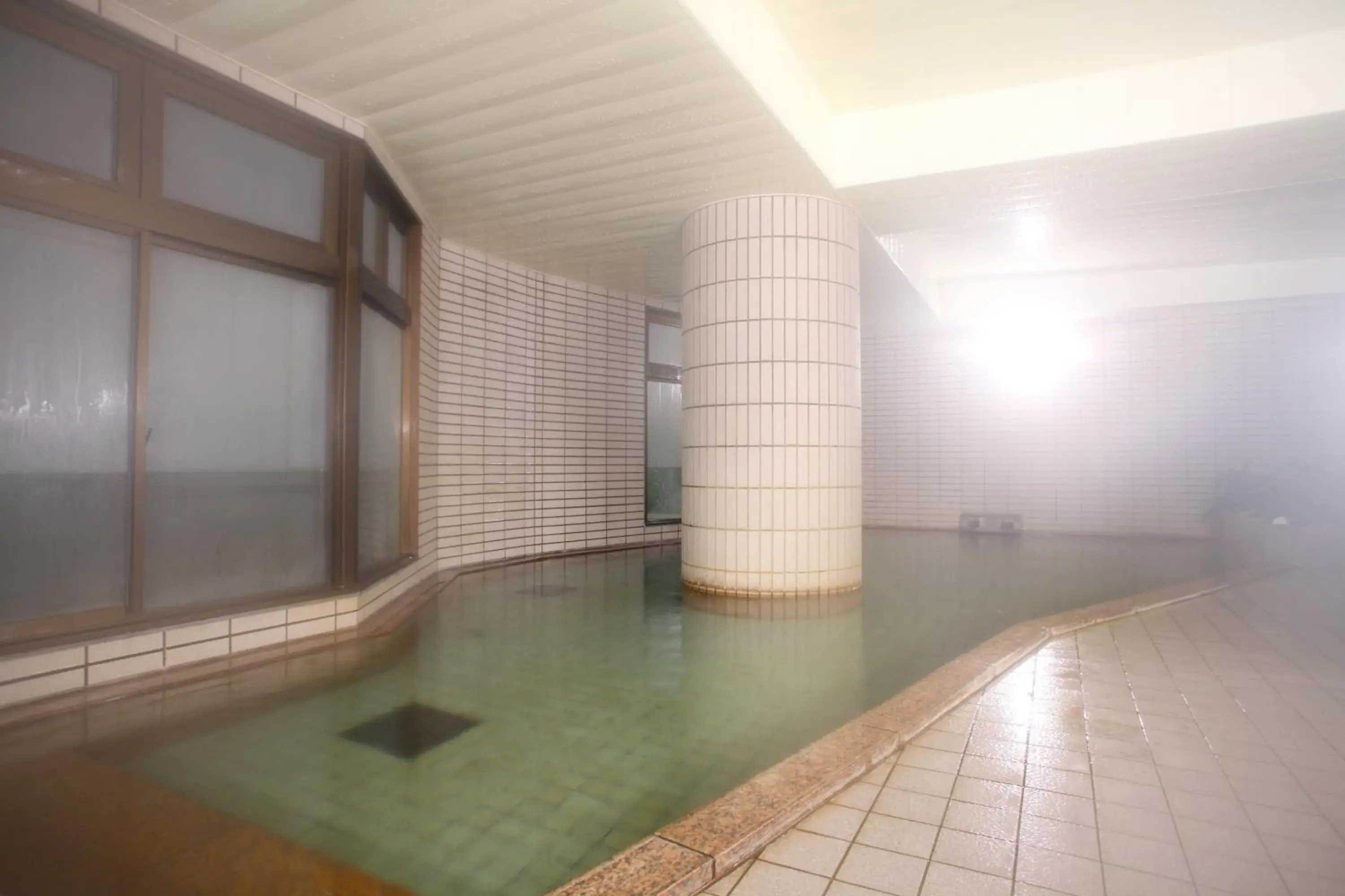 Hot Spring Bath, Swimming Pool in Shiga Lake Hotel