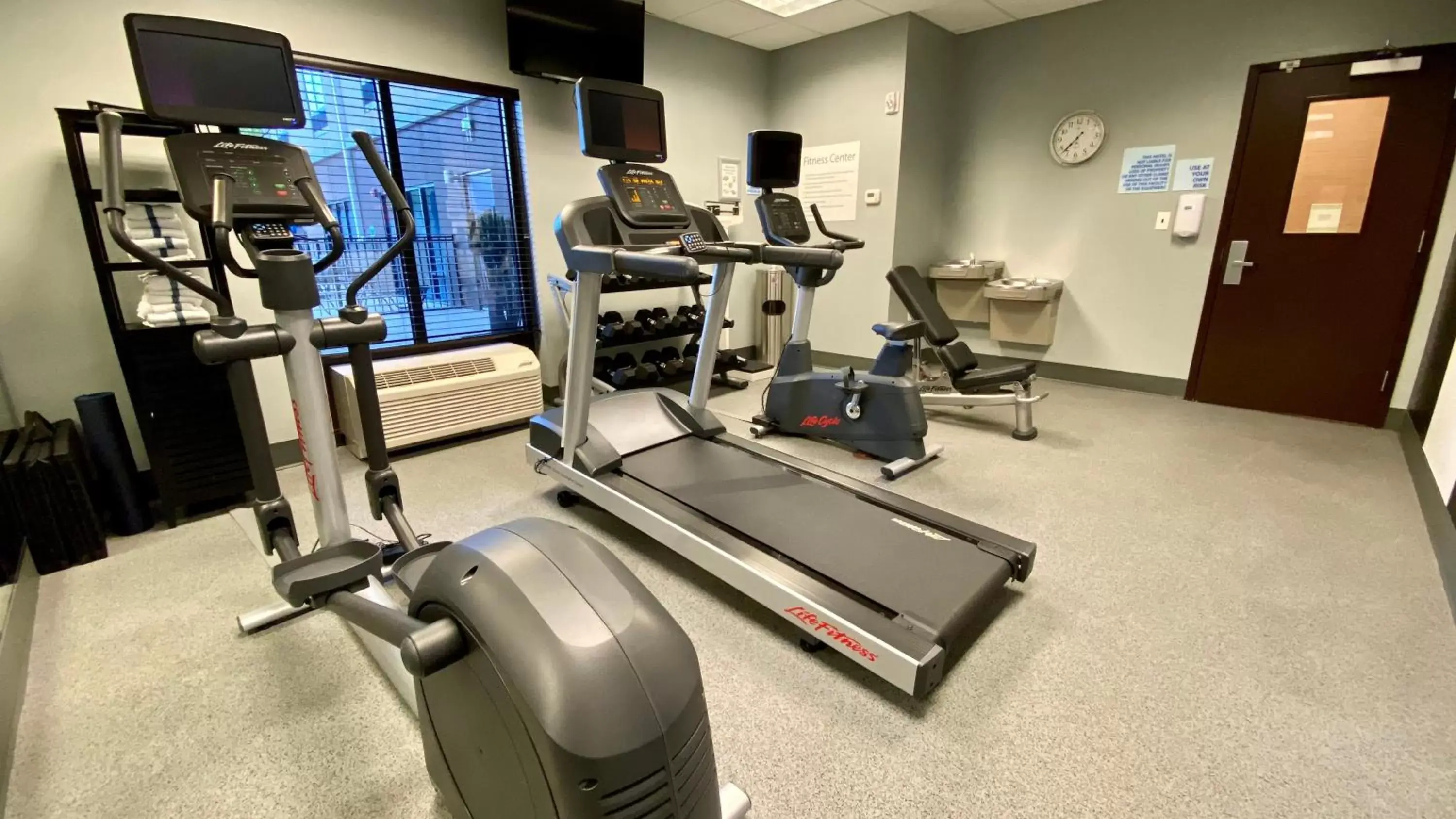 Fitness centre/facilities, Fitness Center/Facilities in Holiday Inn Express Hotel & Suites Orlando East-UCF Area, an IHG Hotel