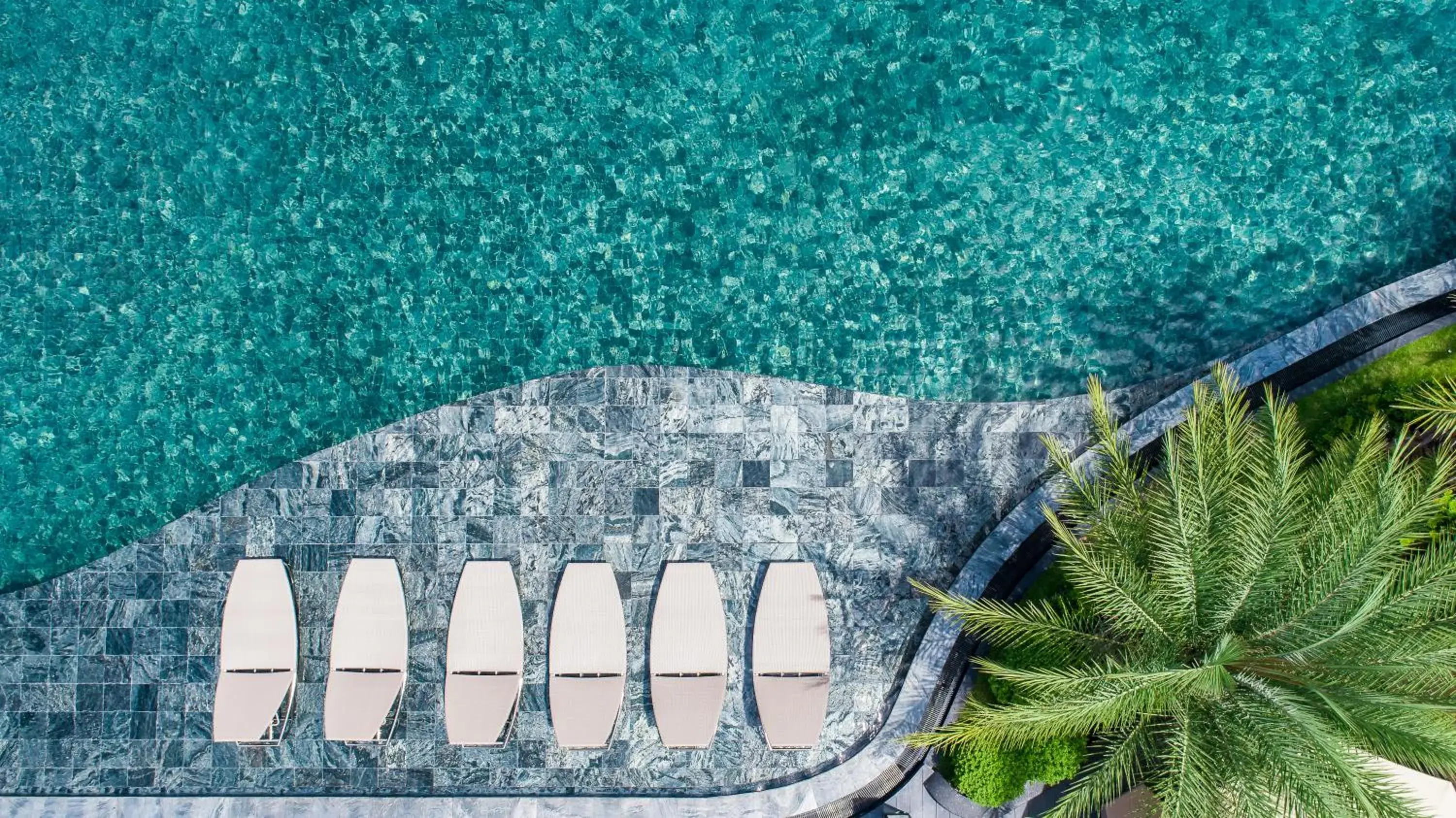 Pool view in Divalux Resort & Spa Bangkok, Suvarnabhumi Airport-Free Shuttle Pool view in Divalux Resort & Spa Bangkok, Suvarnabhumi Airport-Free Shuttle