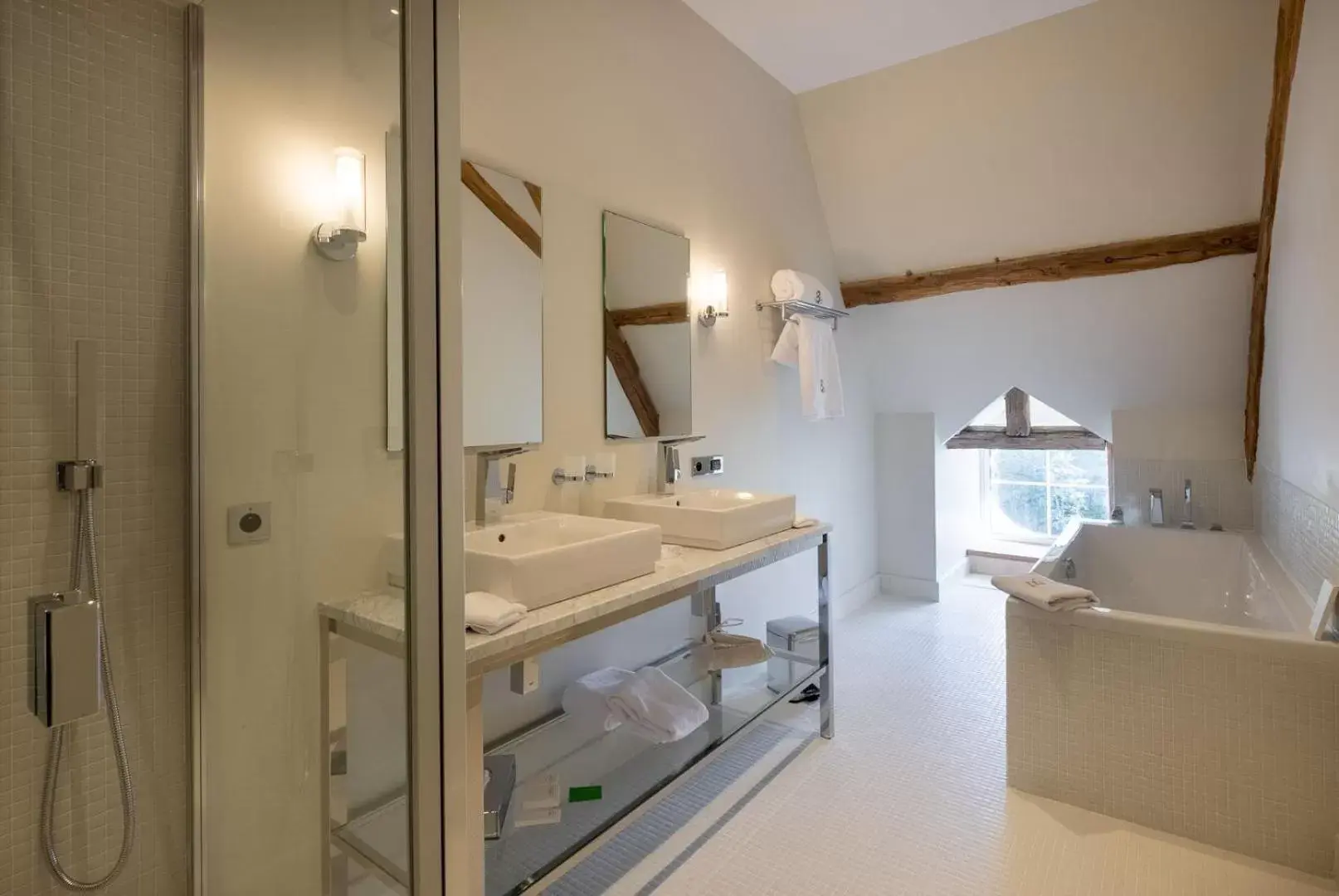 Bathroom in La Borde en Sologne Château & Spa