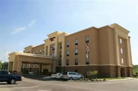 Facade/entrance, Property Building in Hampton Inn Defiance