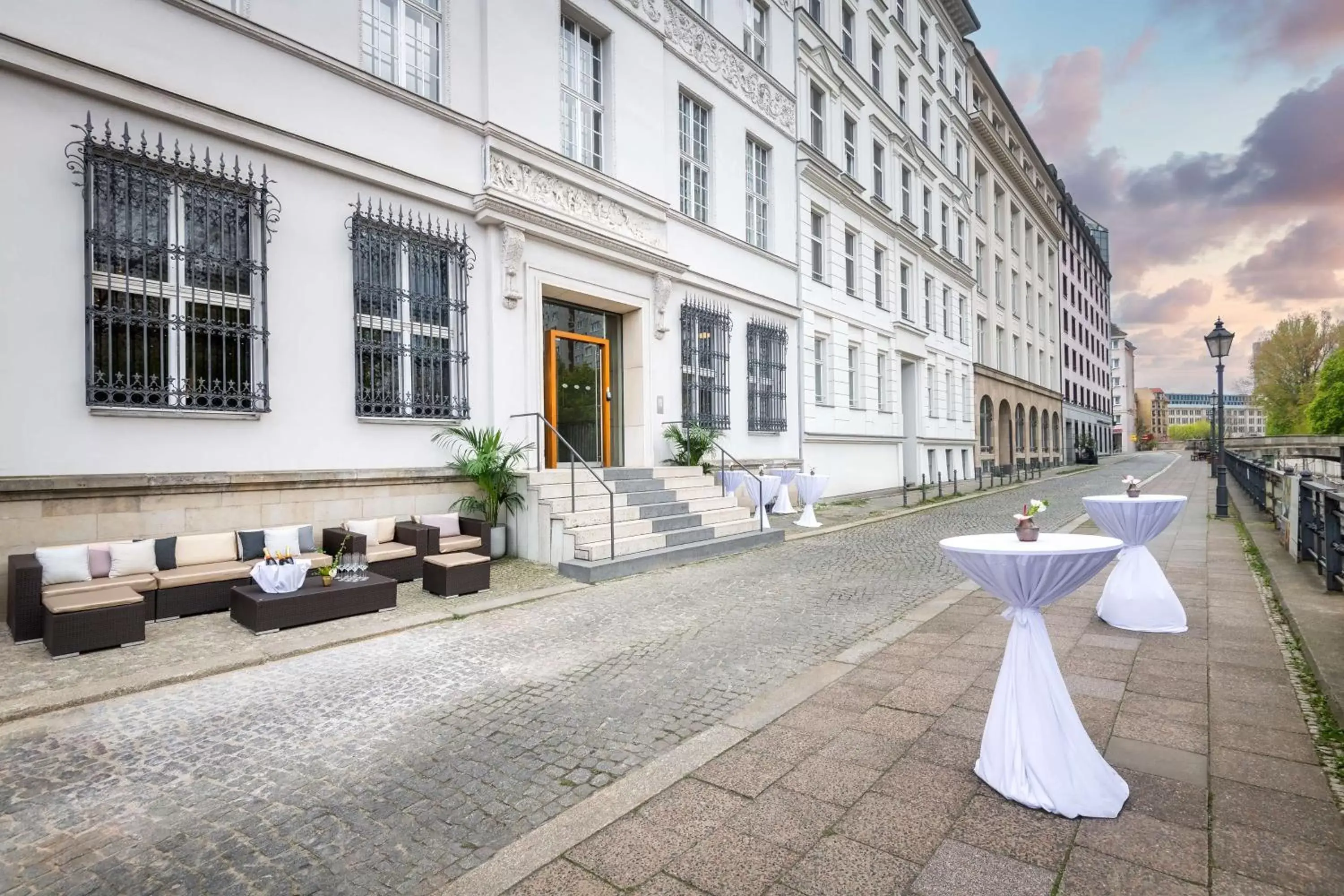 wedding in art'otel berlin mitte, Powered by Radisson Hotels