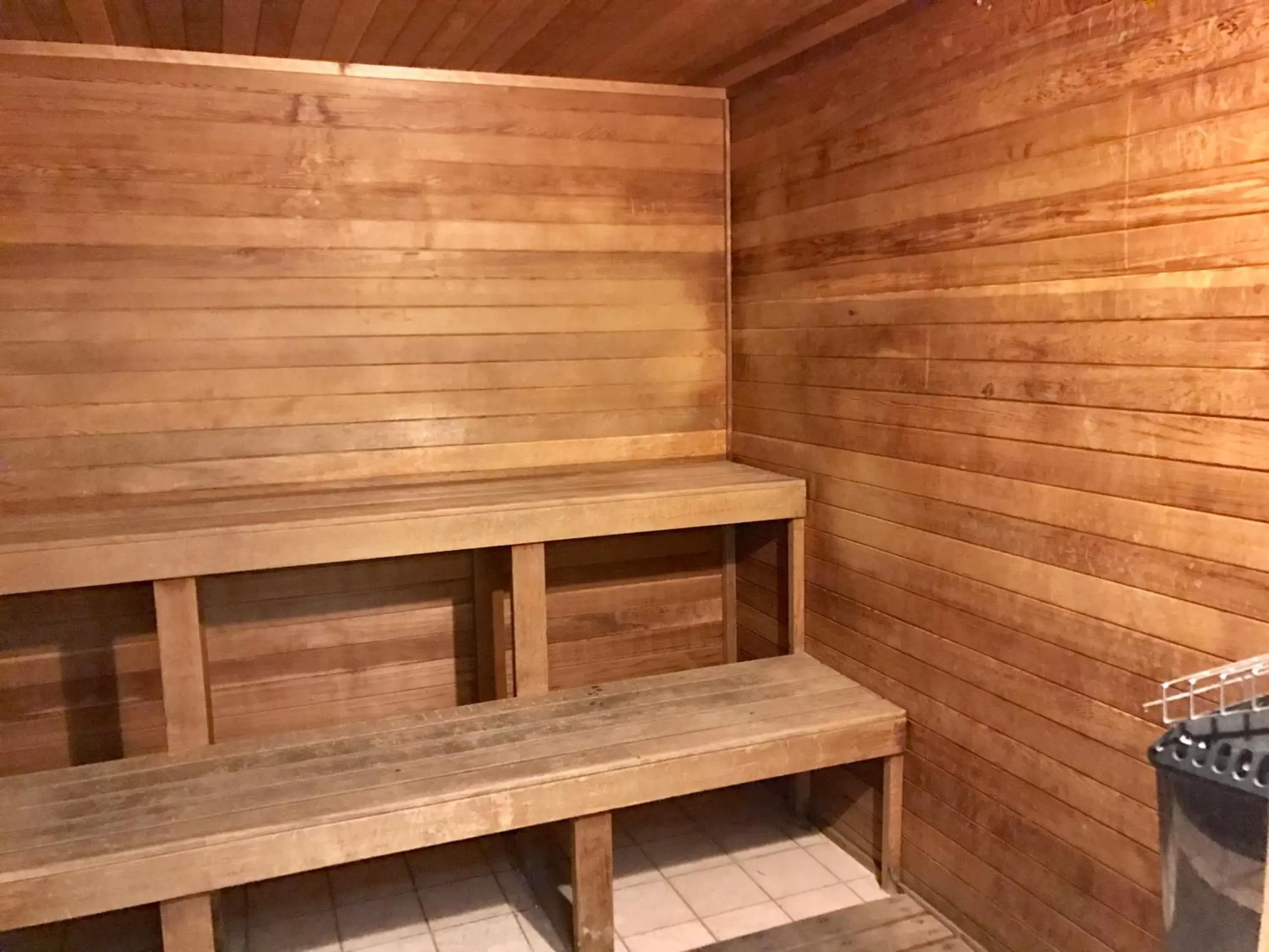 Sauna in Cabot Inn & Suites