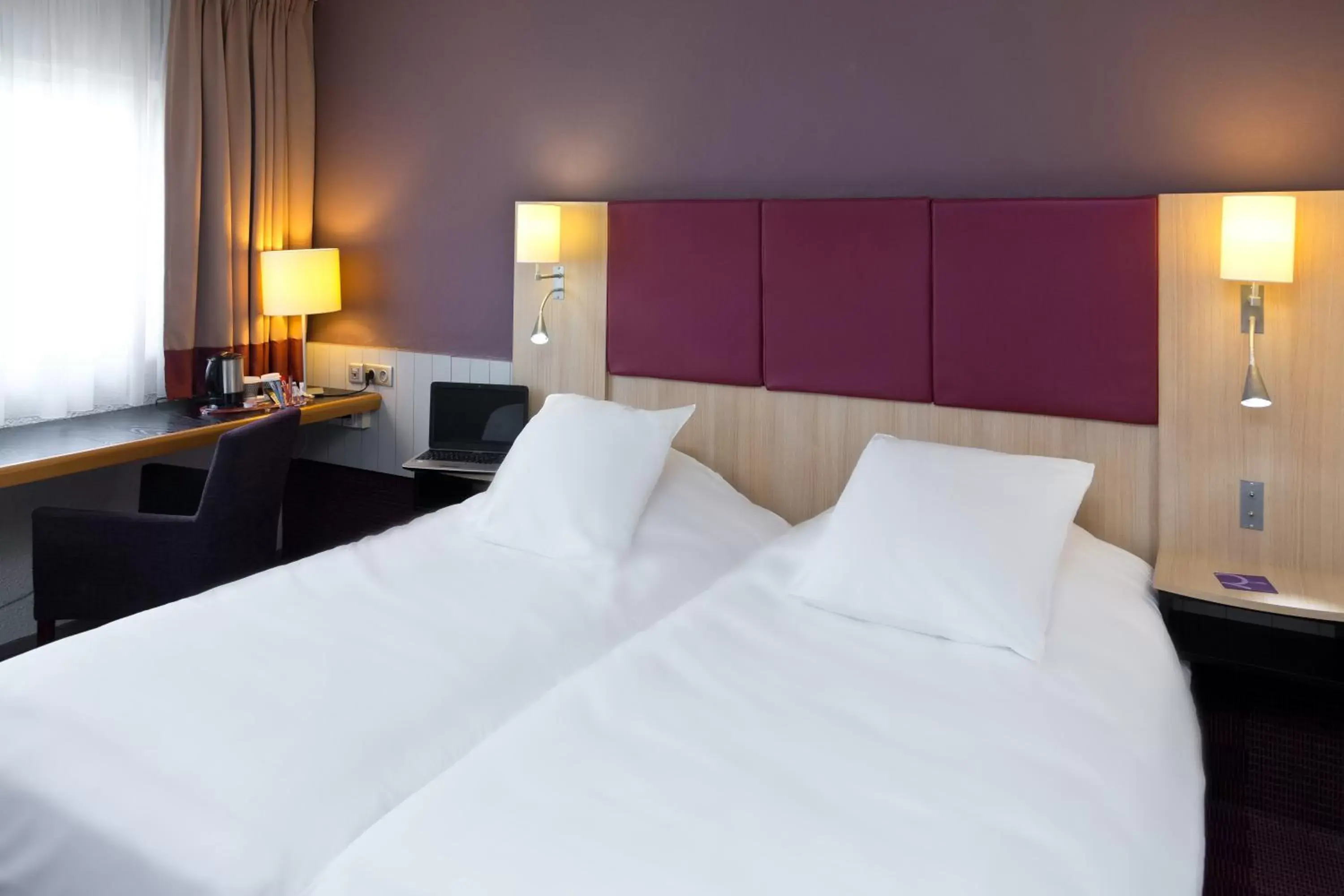 Bed in Mercure Strasbourg Aéroport