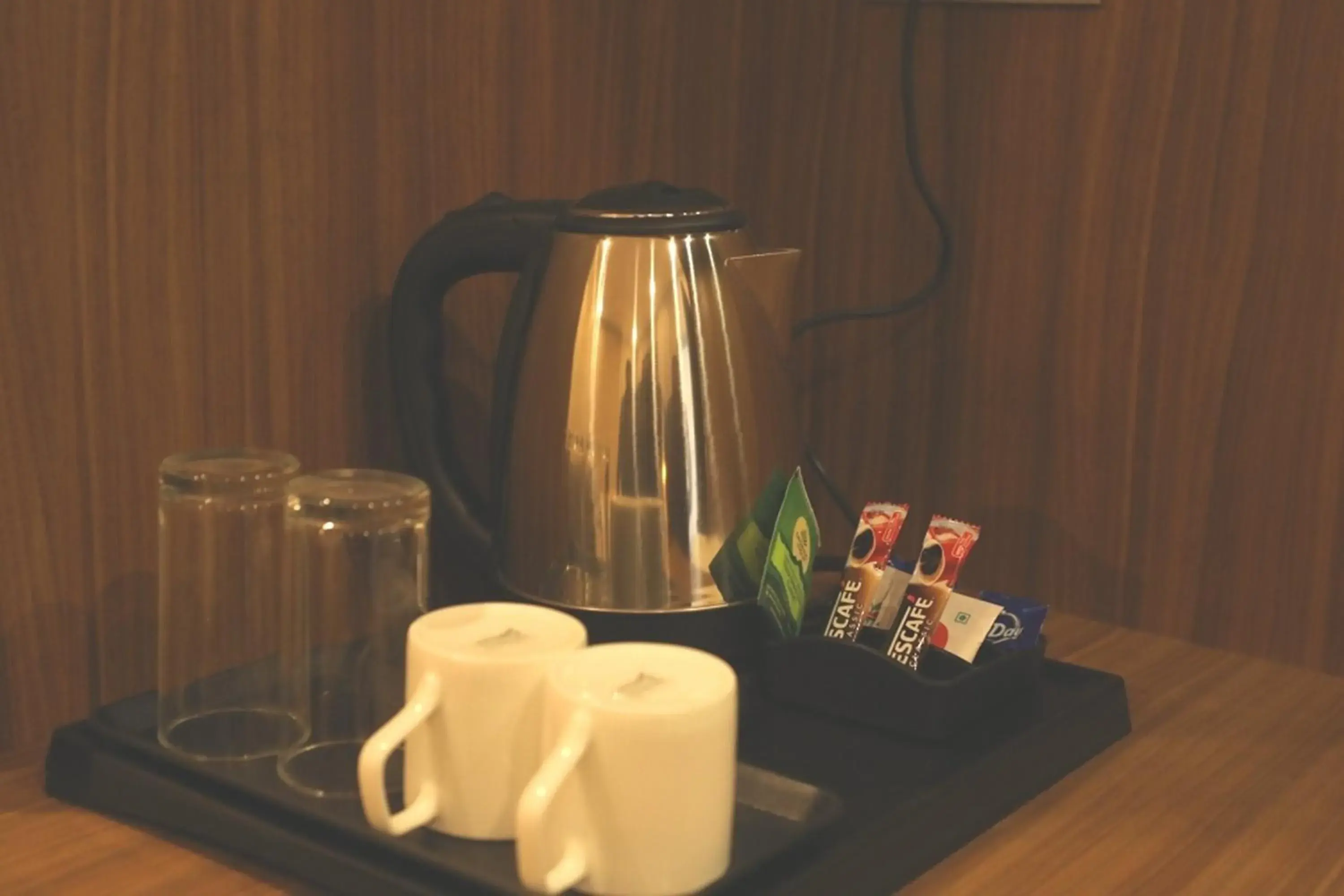 Coffee/tea facilities in Pine Regency