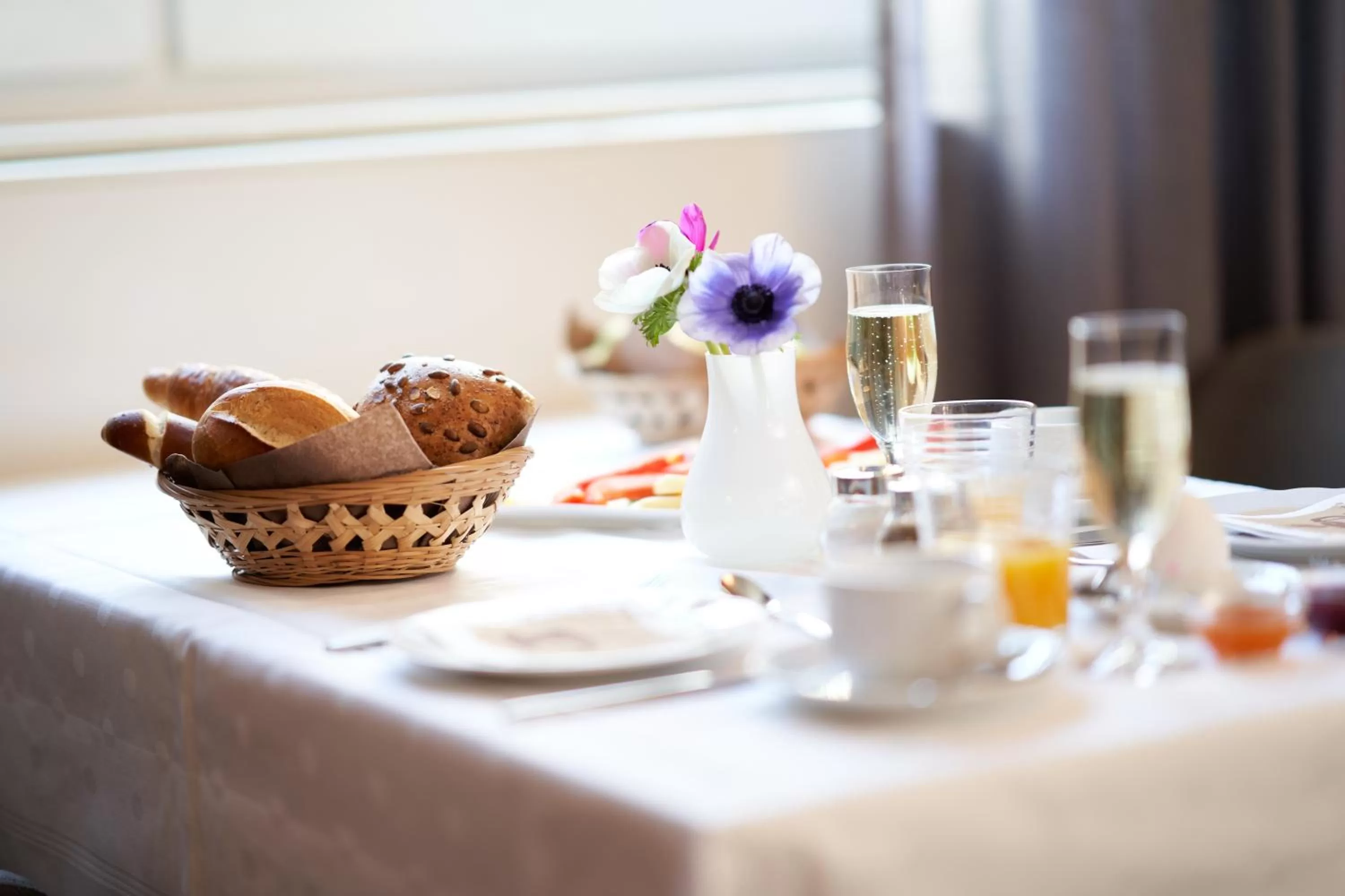 Breakfast in Hotel Marco Polo