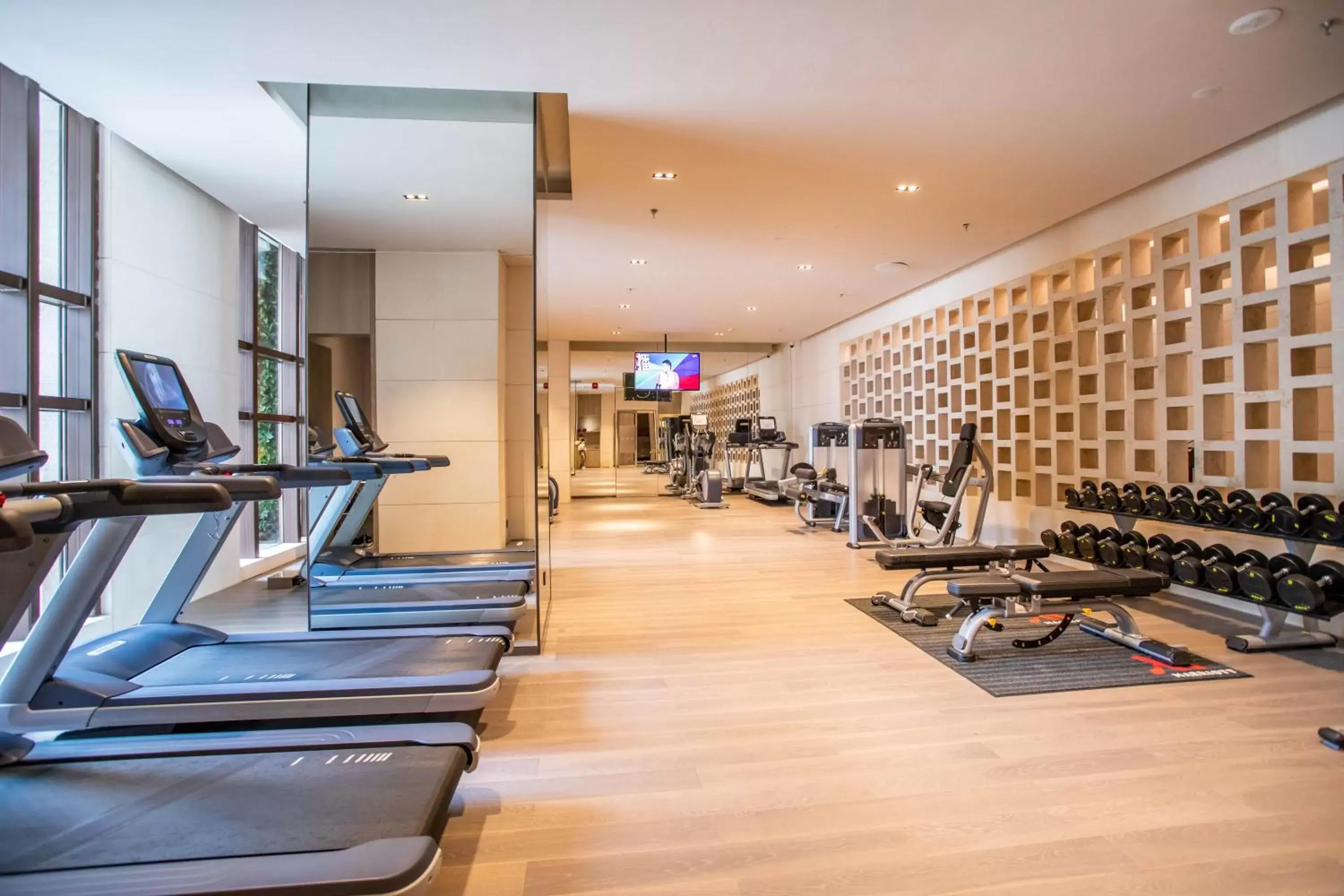 Fitness centre/facilities, Fitness Center/Facilities in Shenzhen Marriott Hotel Golden Bay