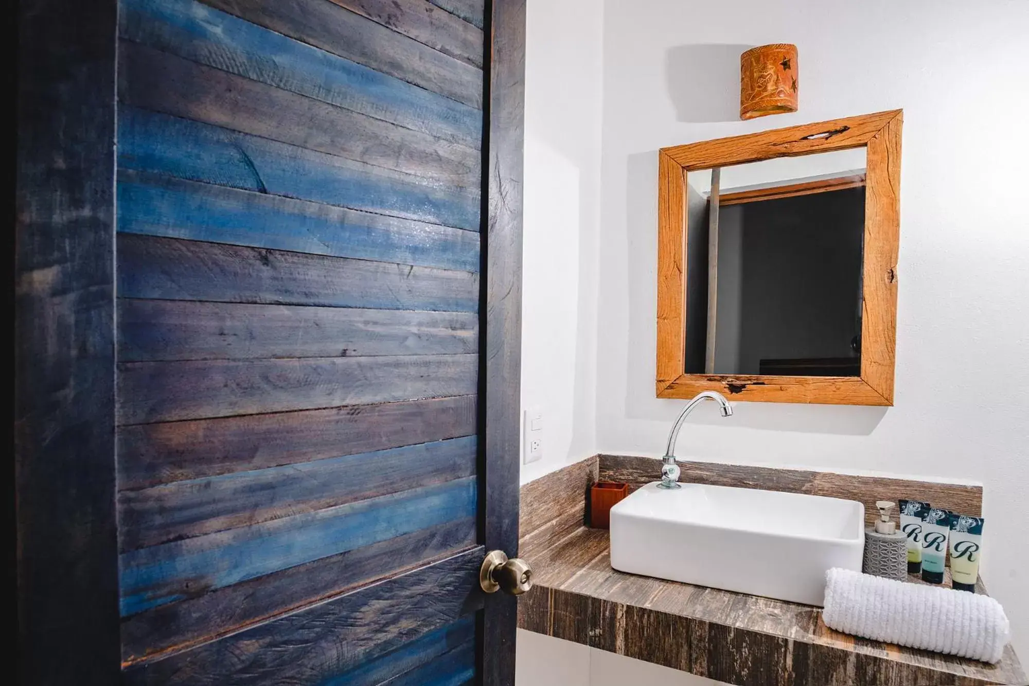 Bathroom in Casa Cuyo Hotel