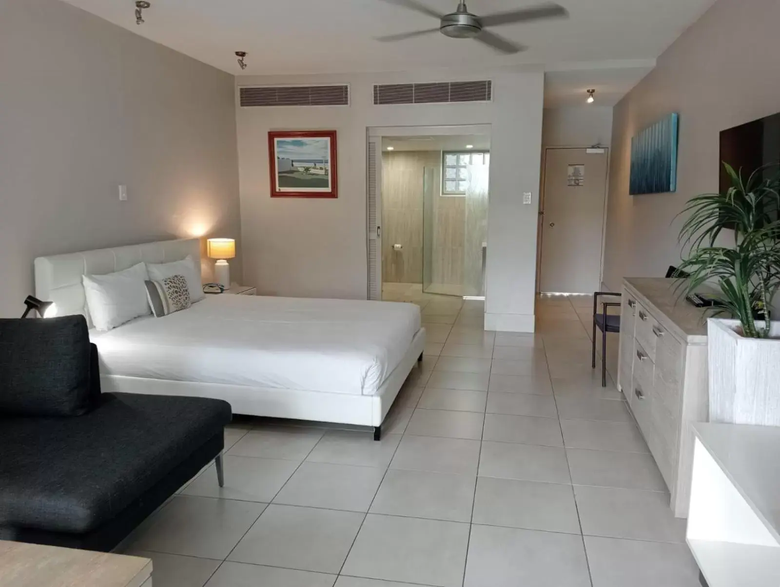 Bedroom in Club Tropical Resort with Onsite Reception & Check In