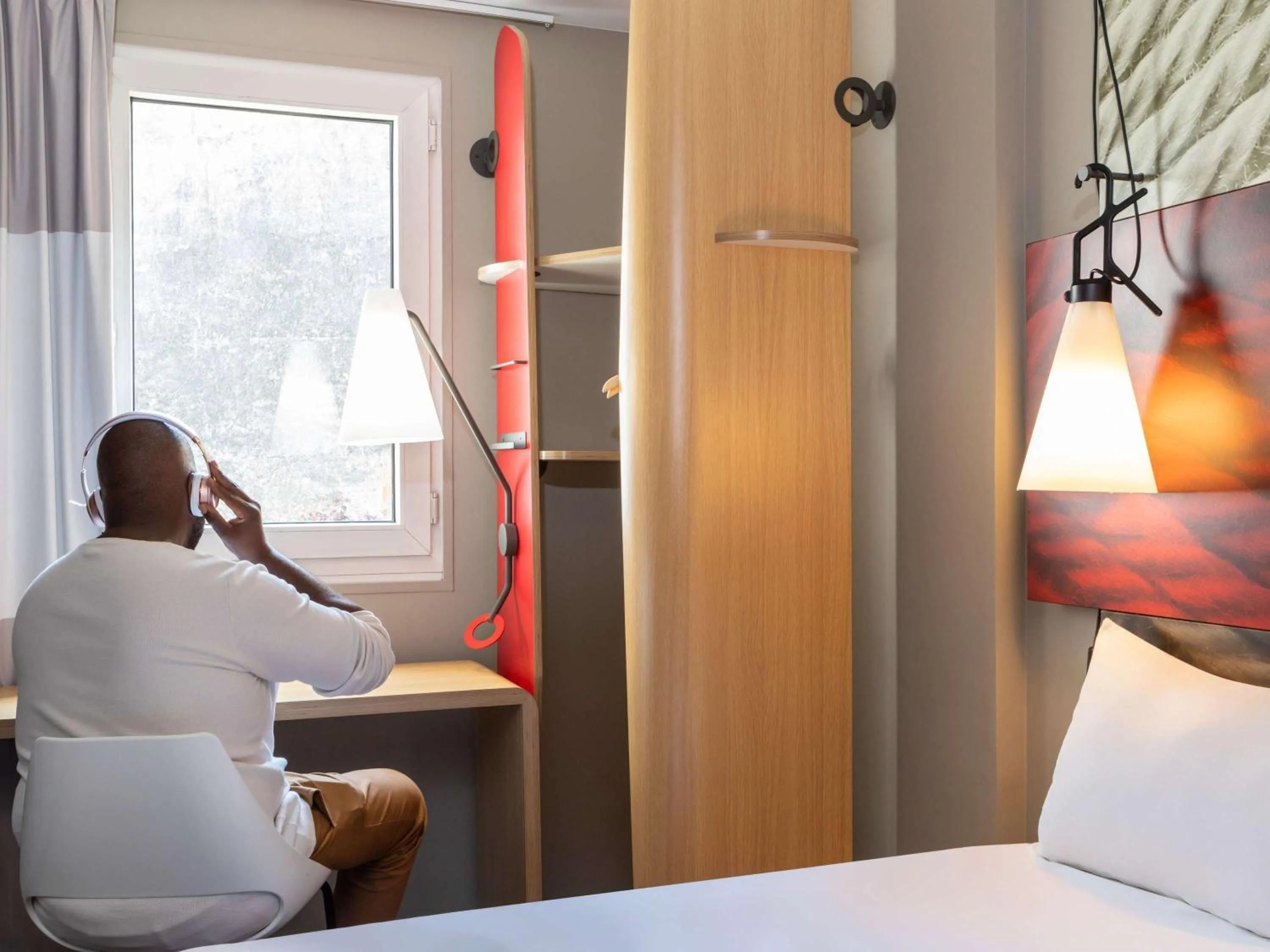 Standard Single Room in ibis Paris Gare du Nord La Fayette