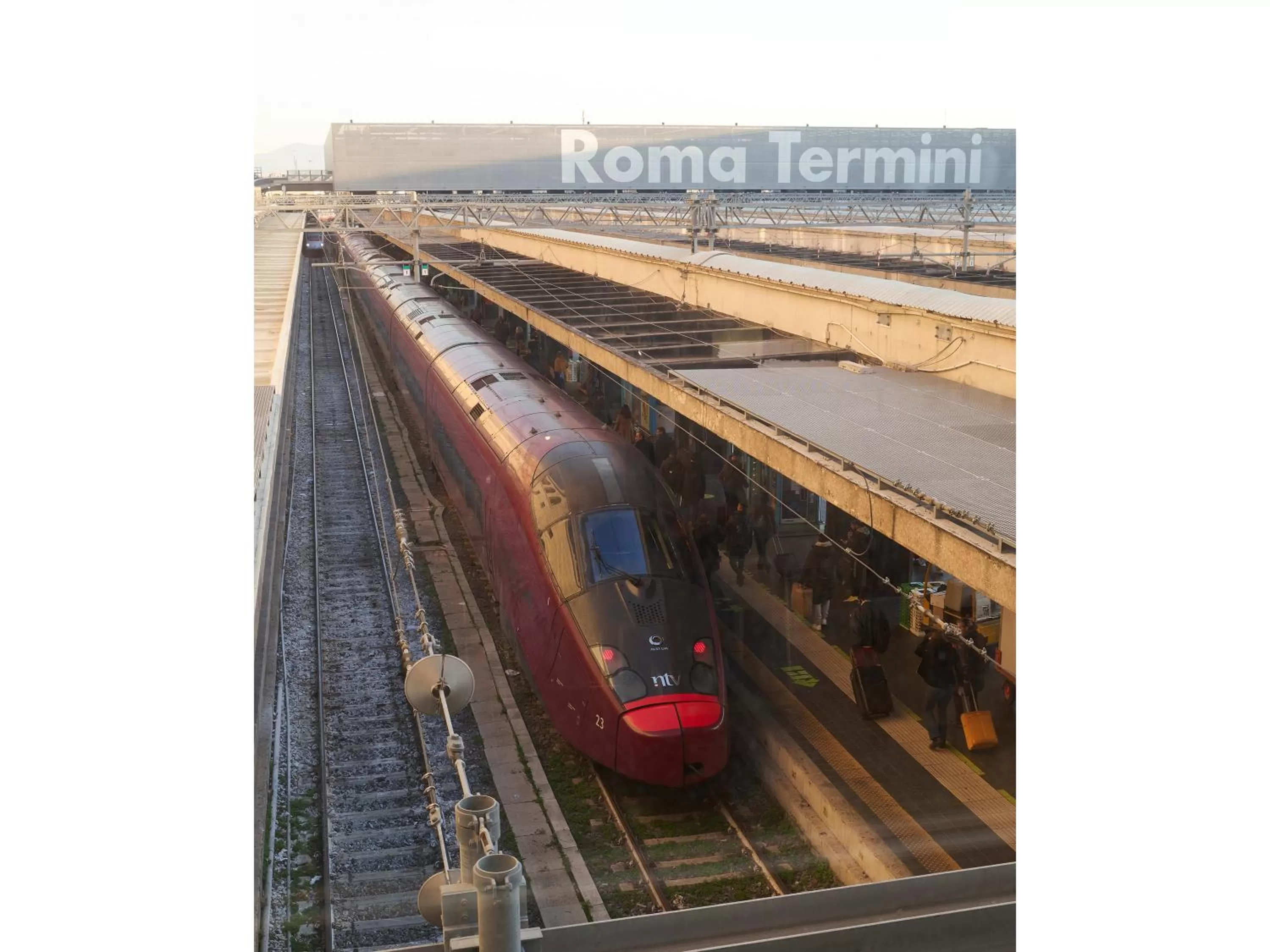 Property building in Golden Tulip Rome Piram