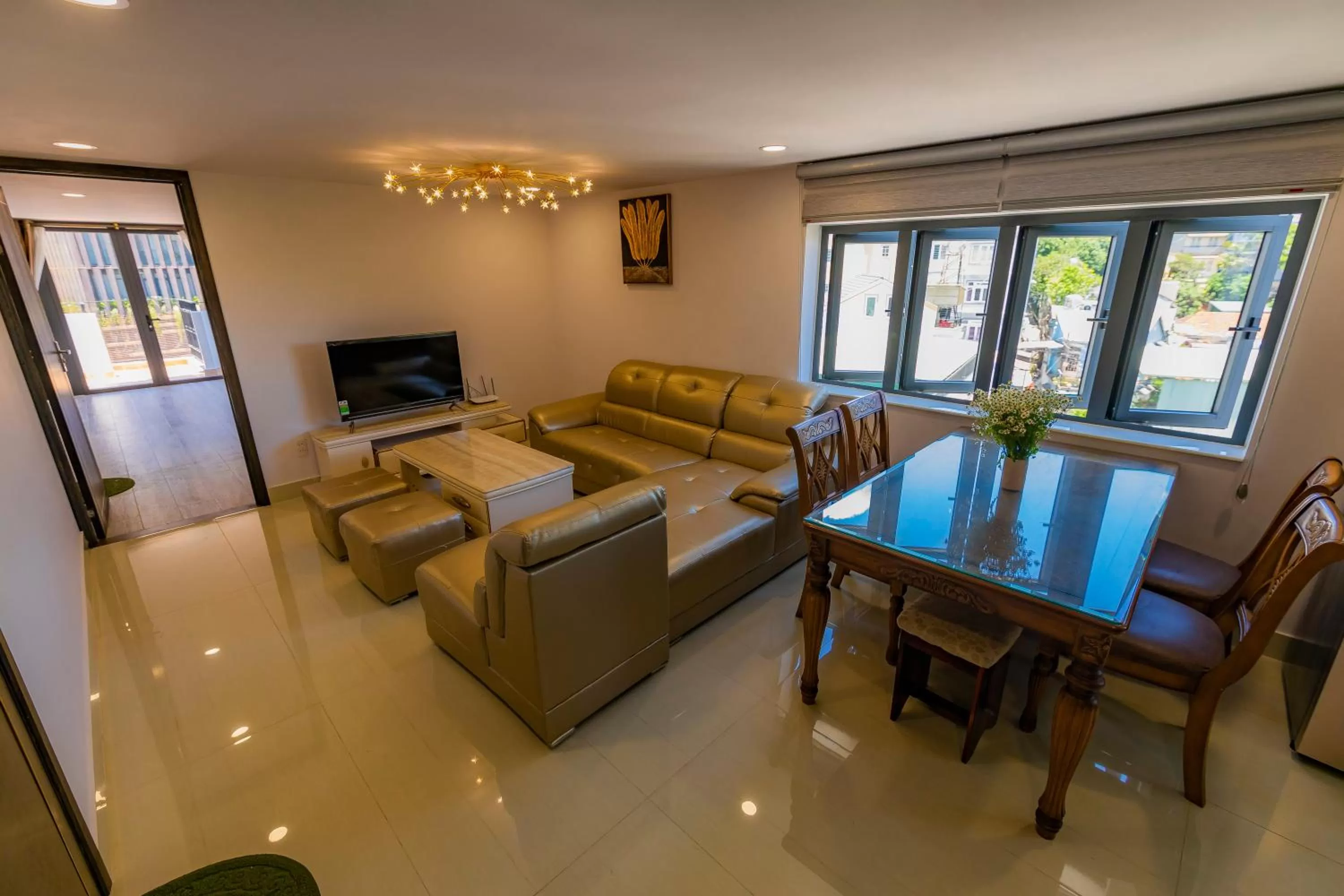 Living room, Seating Area in Khanh Uyen 3 Hotel