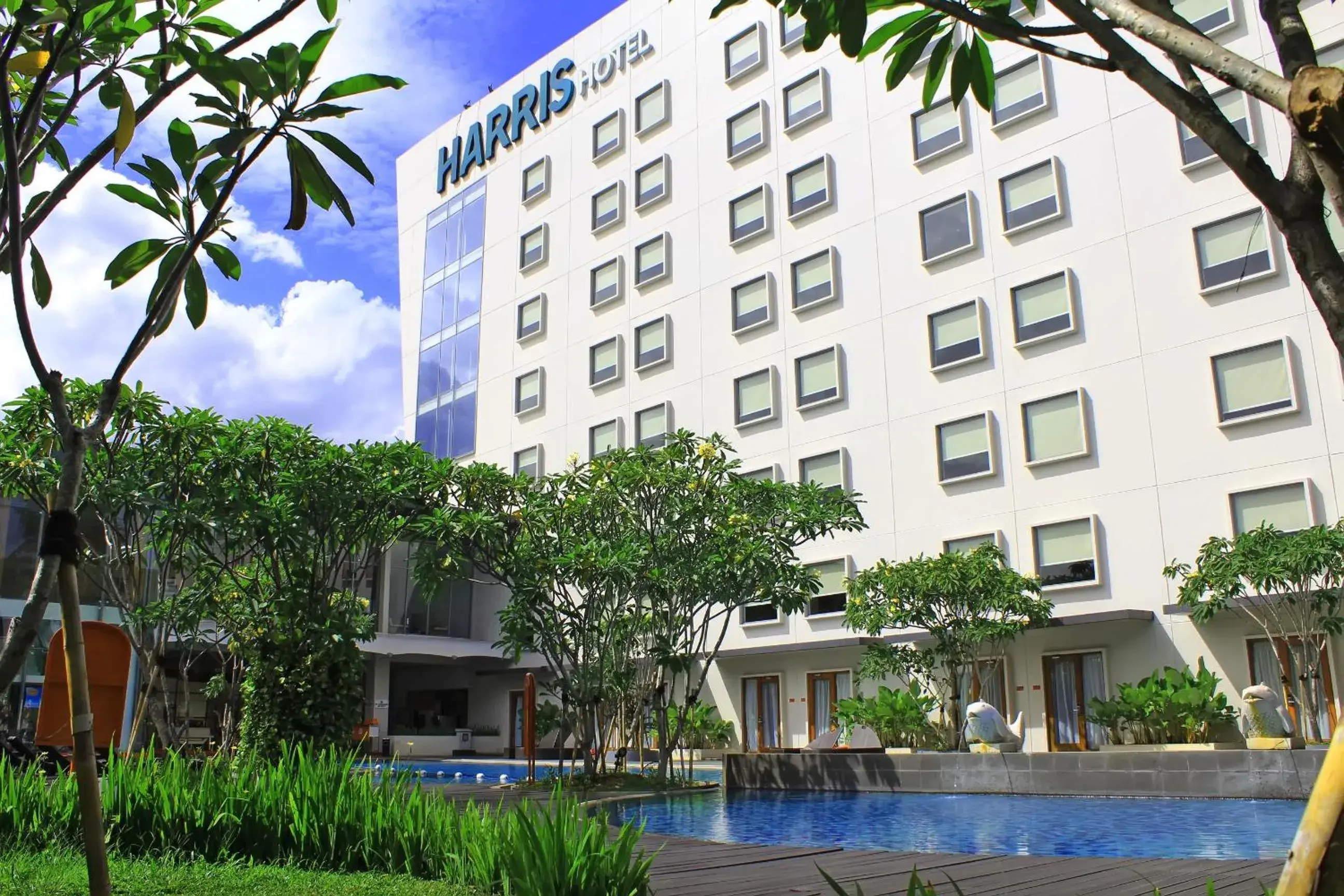 Swimming pool, Property Building in Harris Hotel Sentul City Bogor