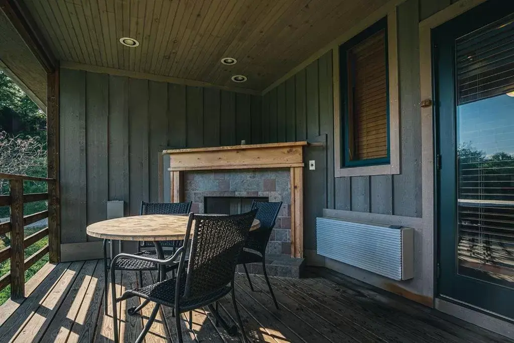 Deluxe Suite in Nantahala Village Deluxe Suite in Nantahala Village