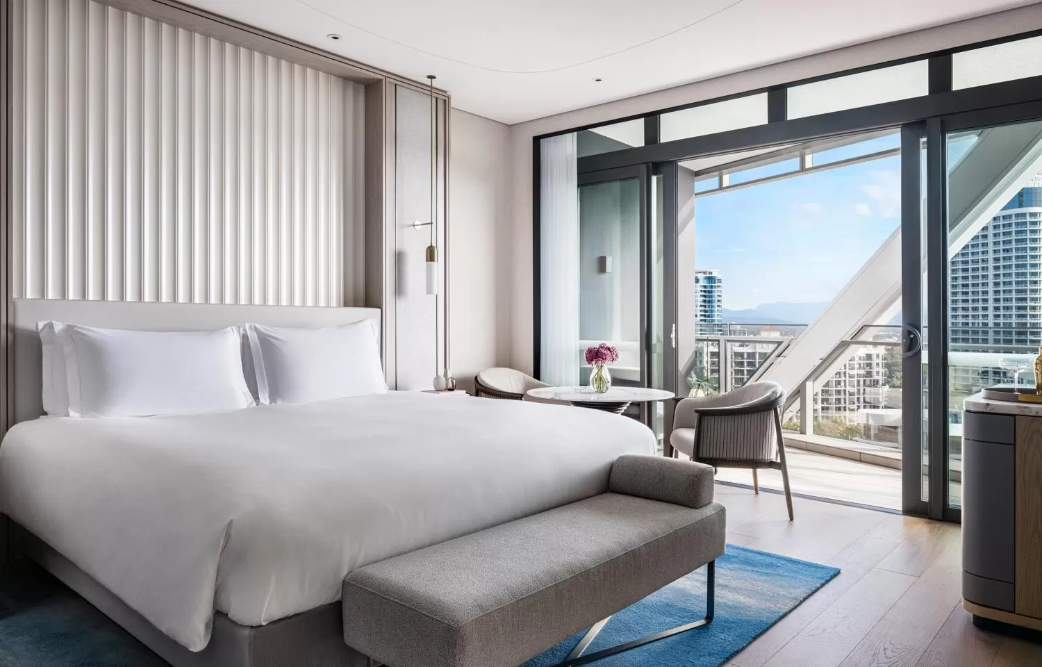 Bed in The Langham, Gold Coast and Jewel Residences