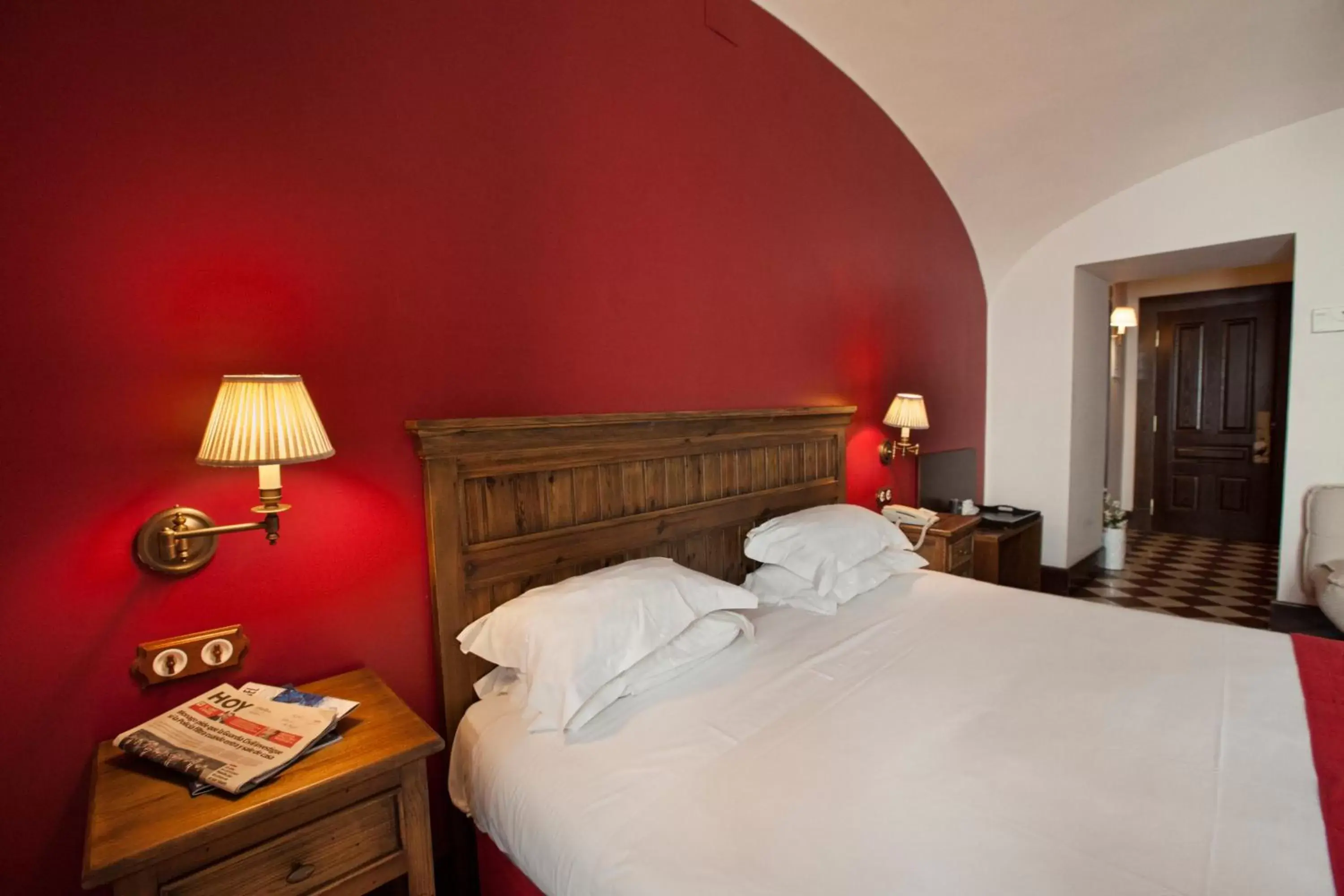 Triple Room in Hotel Rural OLIVENZA PALACIO