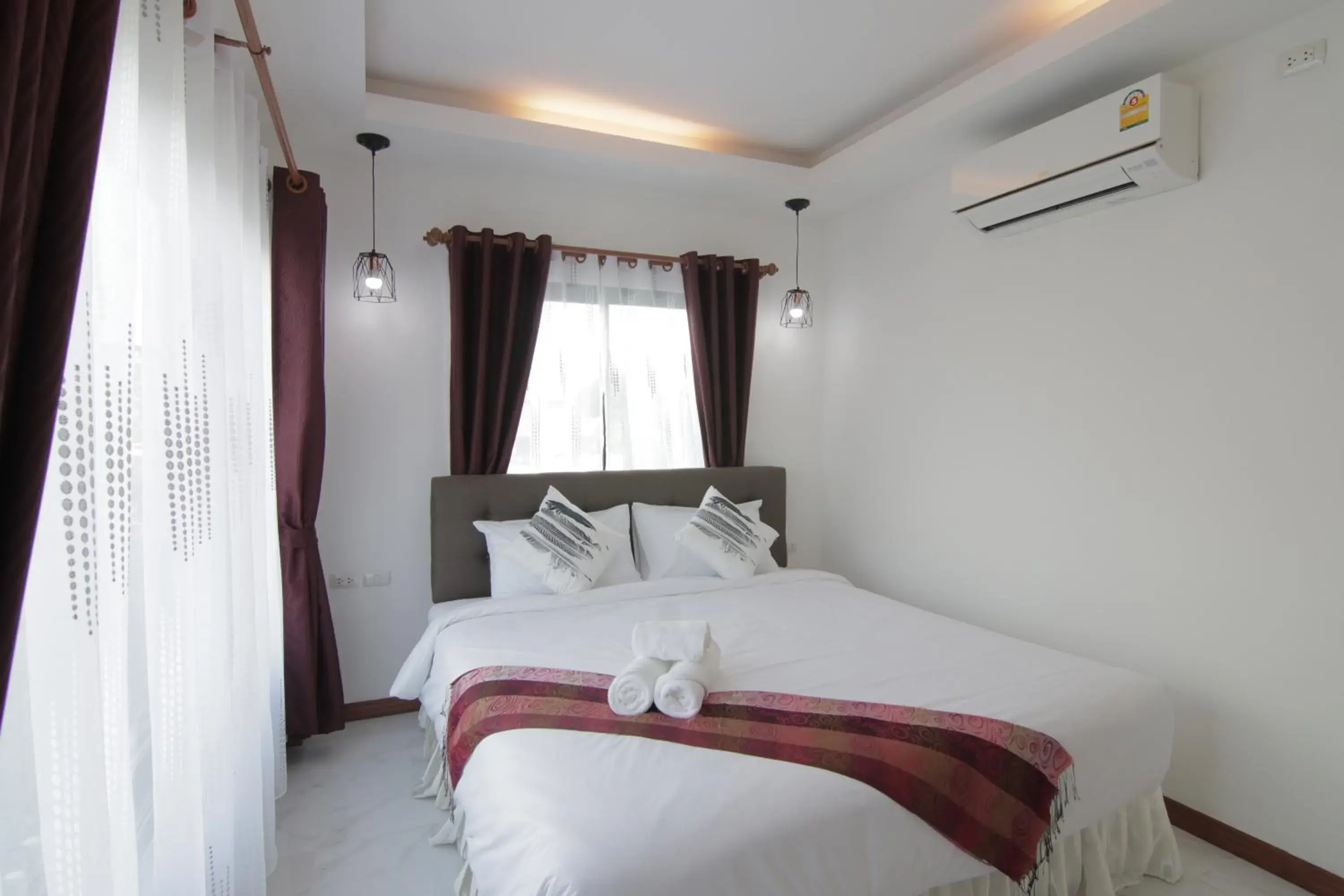 Bed in Gusto House (SHA Extra Plus)