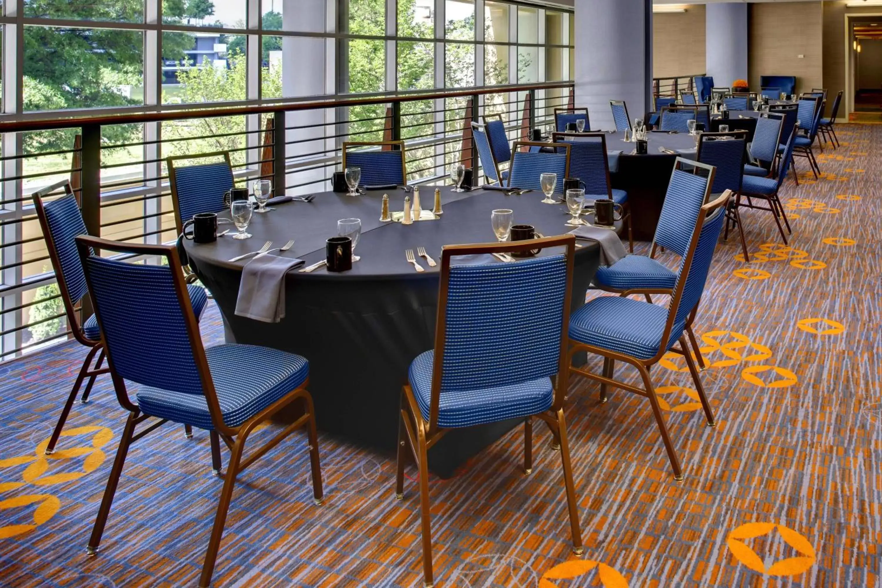 Meeting/conference room, Restaurant/Places to Eat in Courtyard by Marriott Atlanta Buckhead