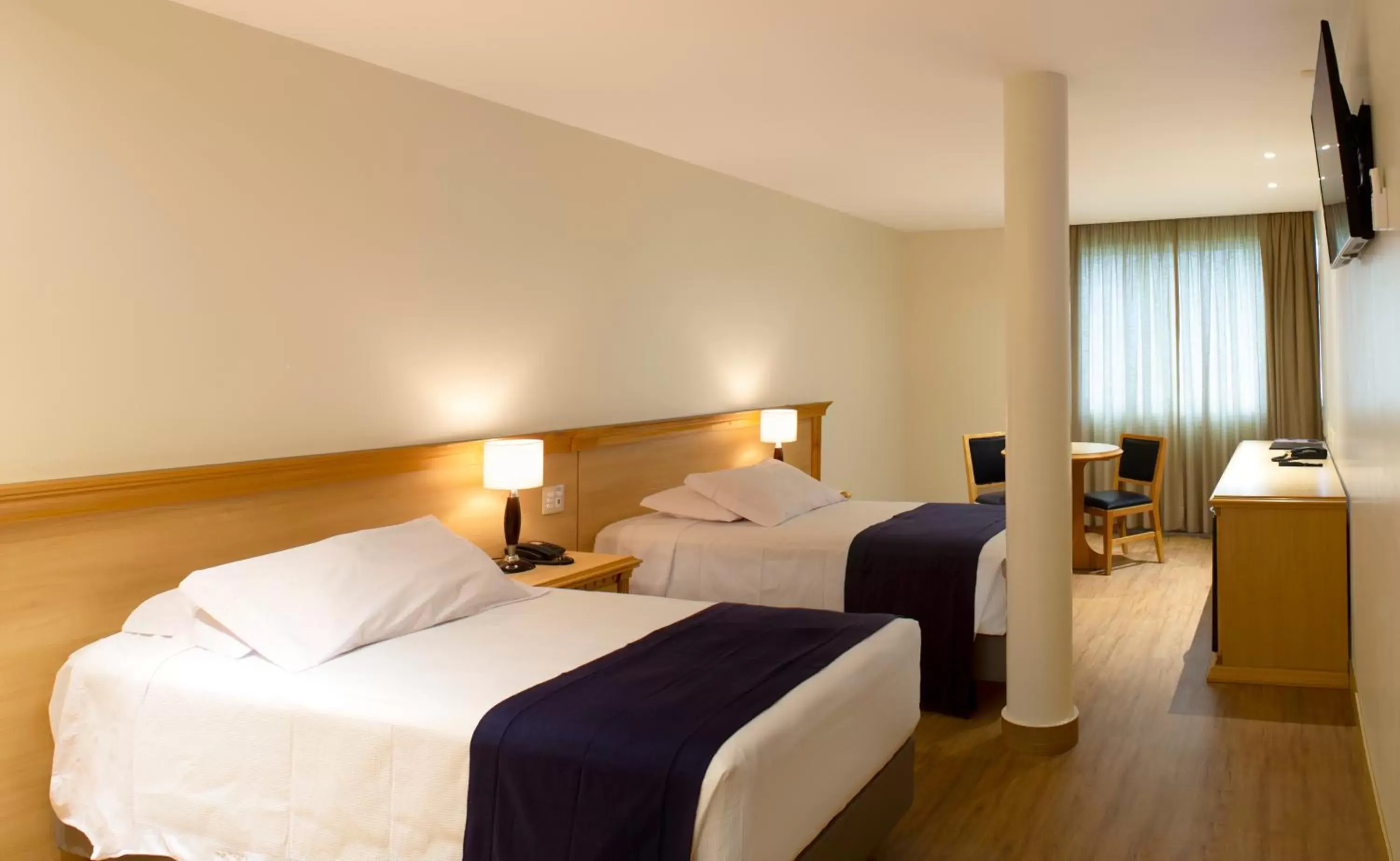 Bed in Mar Palace Copacabana Hotel Bed in Mar Palace Copacabana Hotel