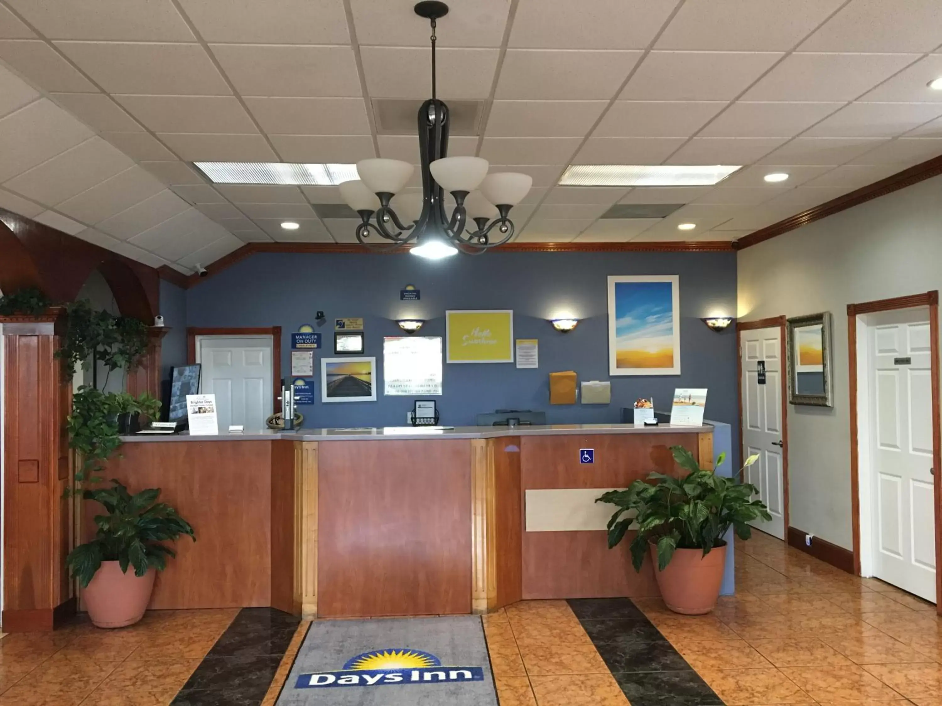 Lobby or reception in Days Inn by Wyndham Fort Myers Lobby or reception in Days Inn by Wyndham Fort Myers