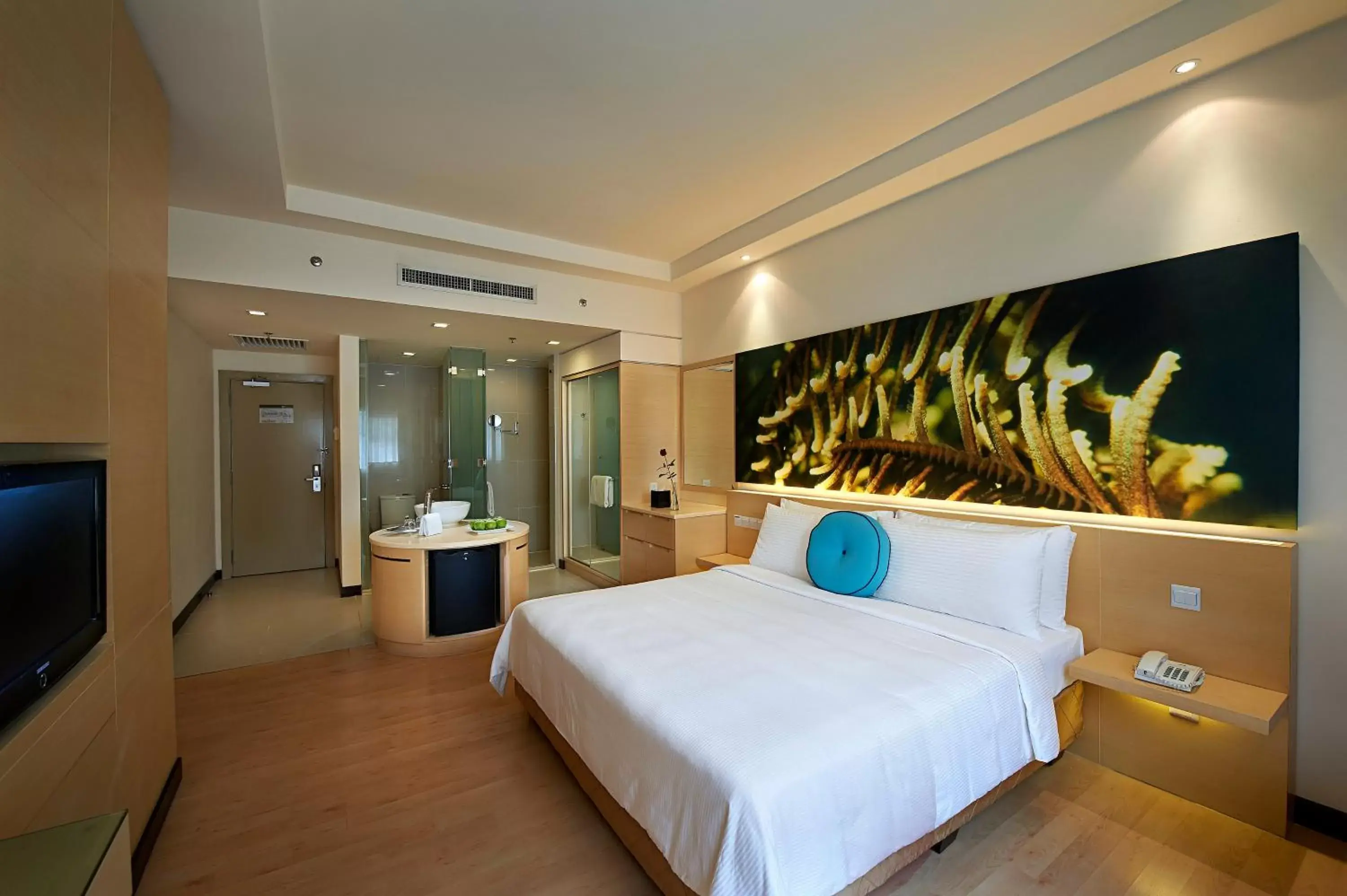 Bathroom, Bed in ANSA Hotel Kuala Lumpur