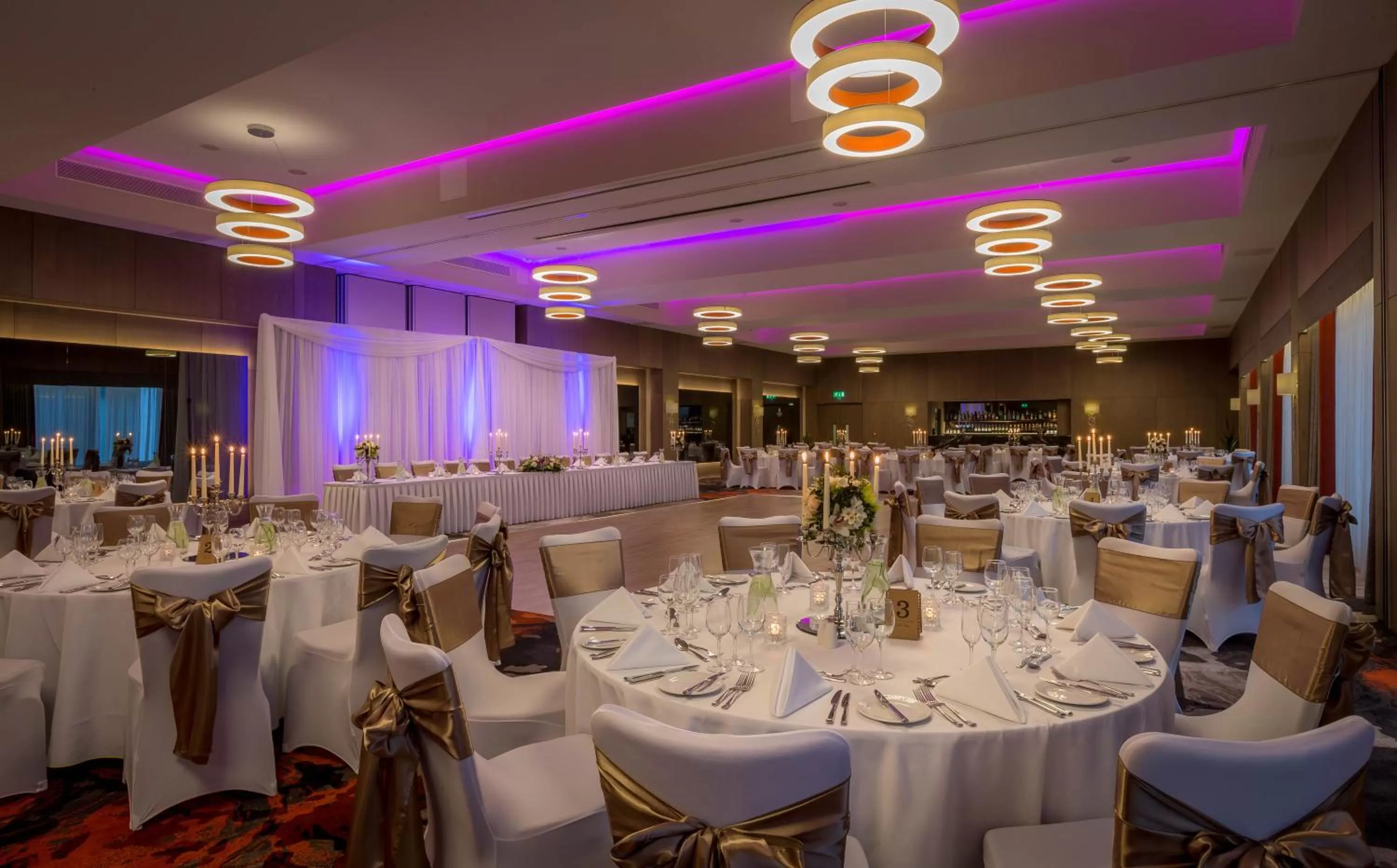 Banquet/Function facilities in Clayton Hotel Chiswick