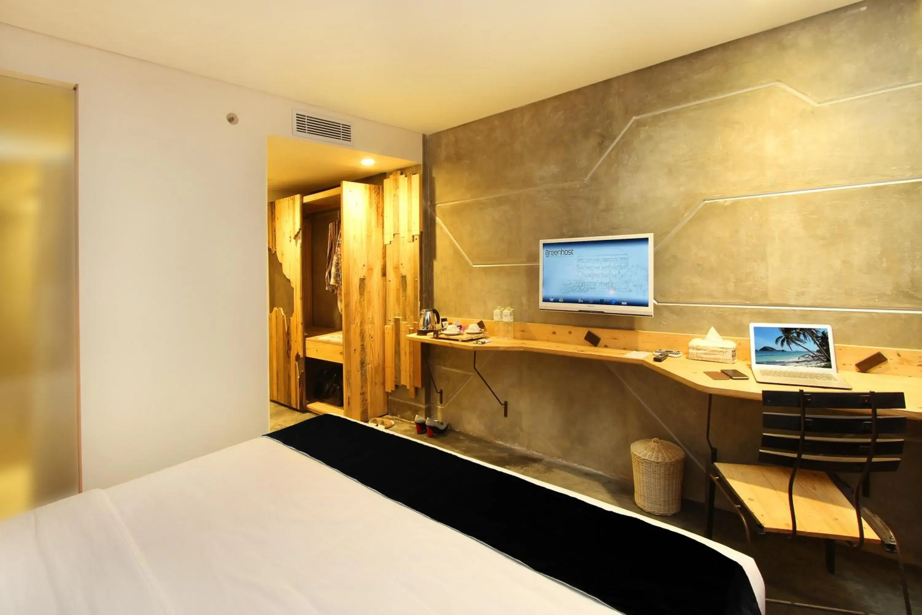 TV and multimedia, TV/Entertainment Center in Greenhost Boutique Hotel Prawirotaman