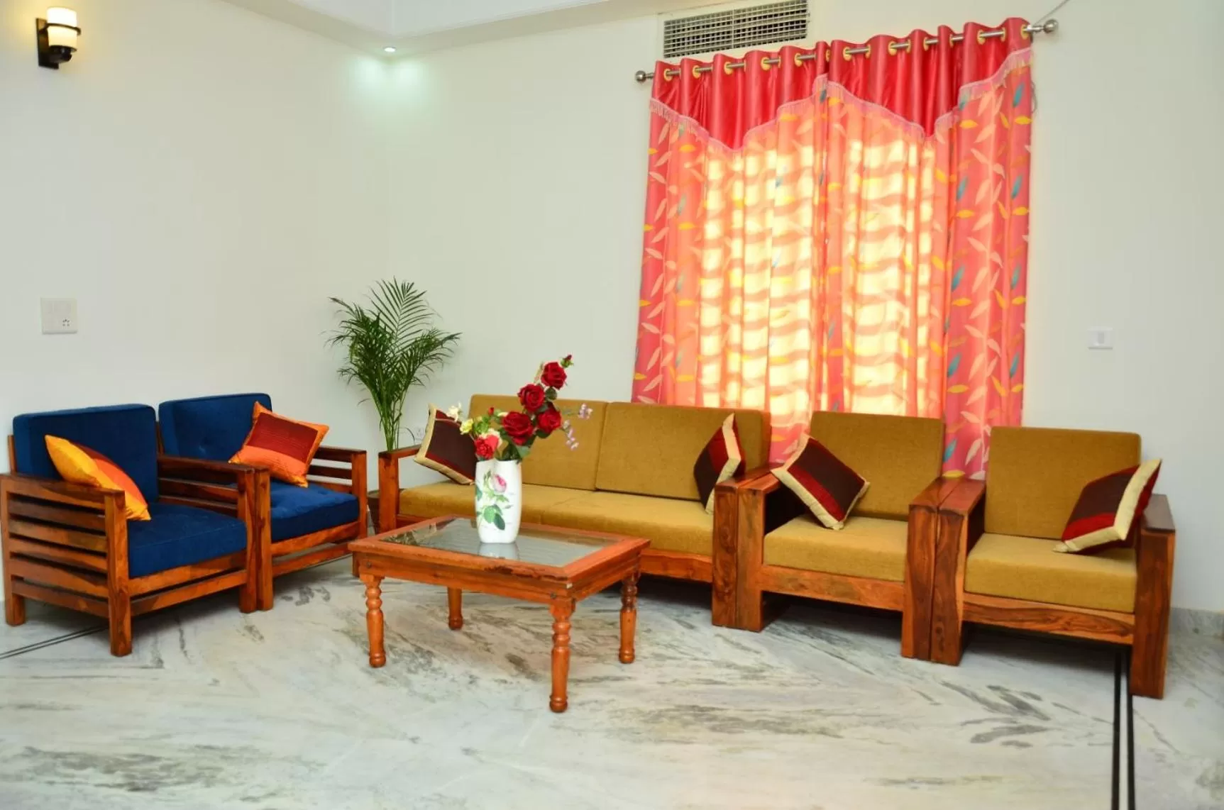 Lobby or reception in Mojo M Villa -Airport Boutique Hotel