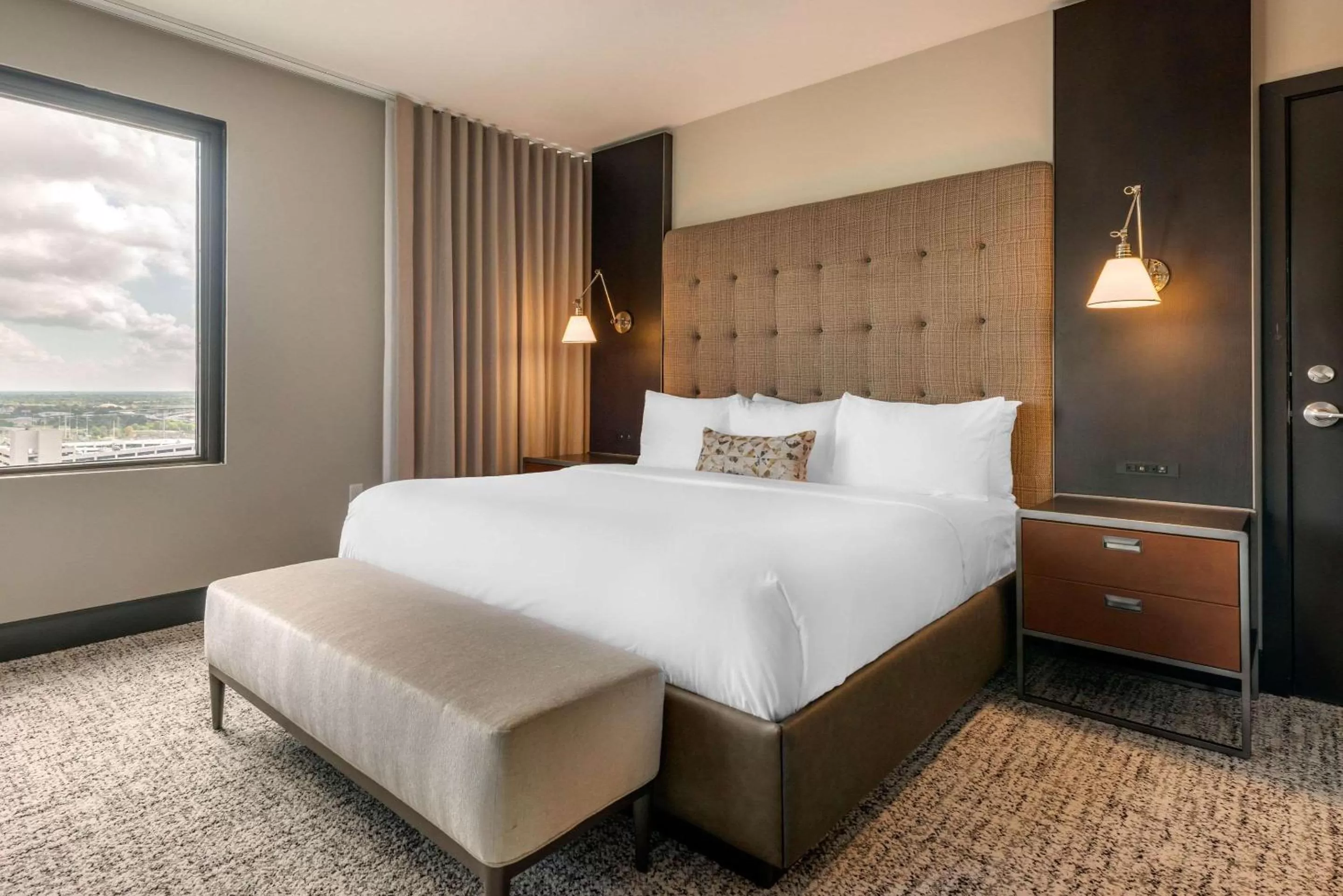 King Suite with City View - Mobility Accessible/Non-Smoking in Cambria Hotel Houston Downtown Convention Center