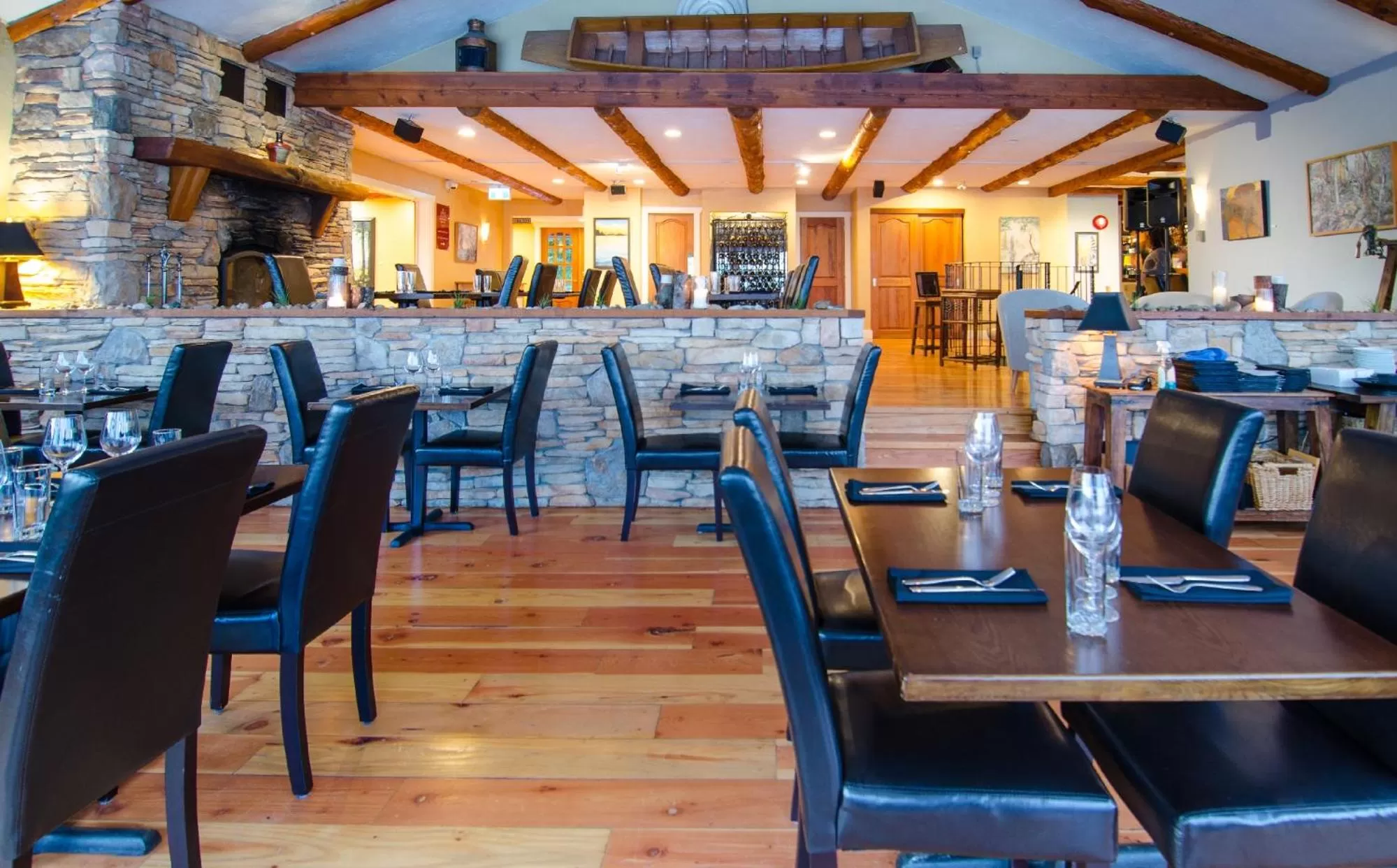Restaurant/places to eat in Galiano Oceanfront Inn & Spa