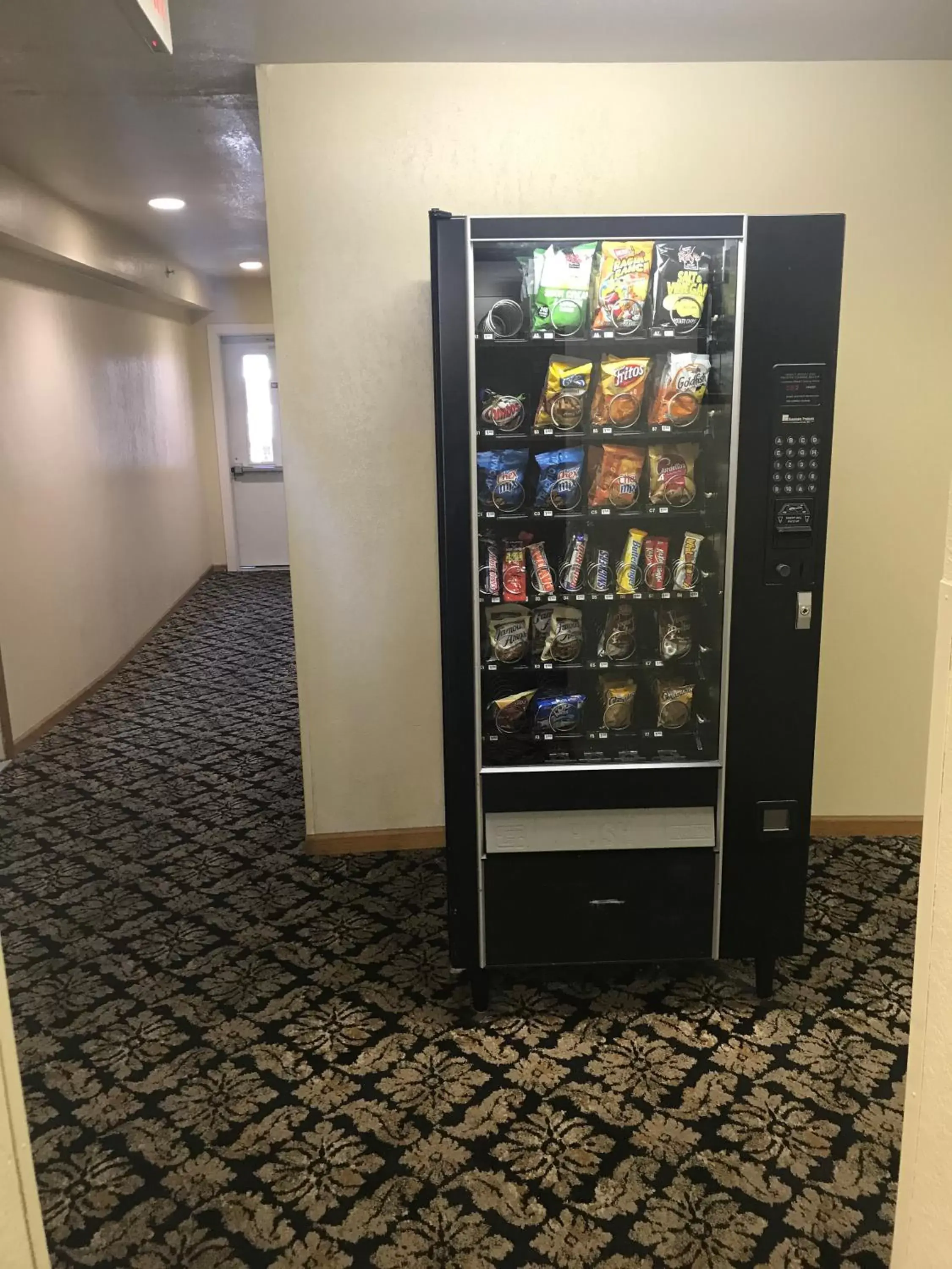 vending machine in Super 8 by Wyndham Bridgeview of Mackinaw City vending machine in Super 8 by Wyndham Bridgeview of Mackinaw City