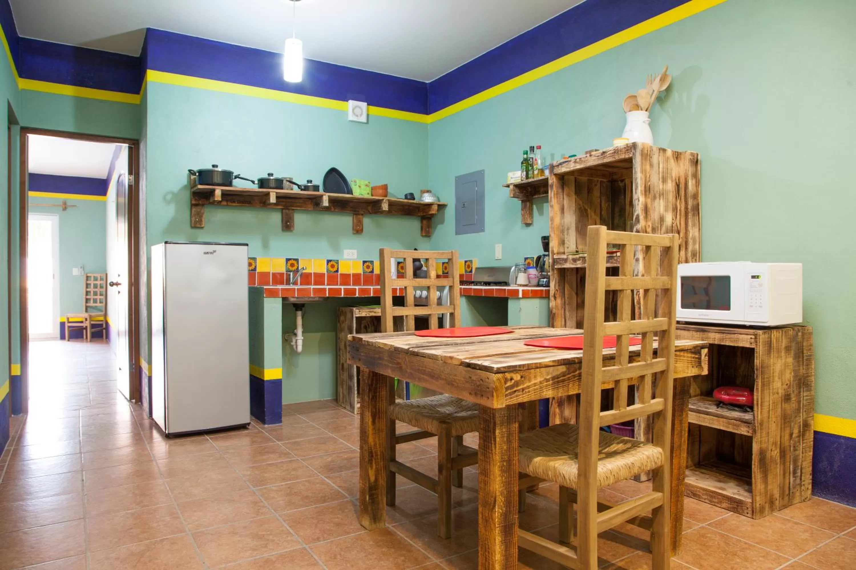 Kitchen or kitchenette in Casa Juarez B&B