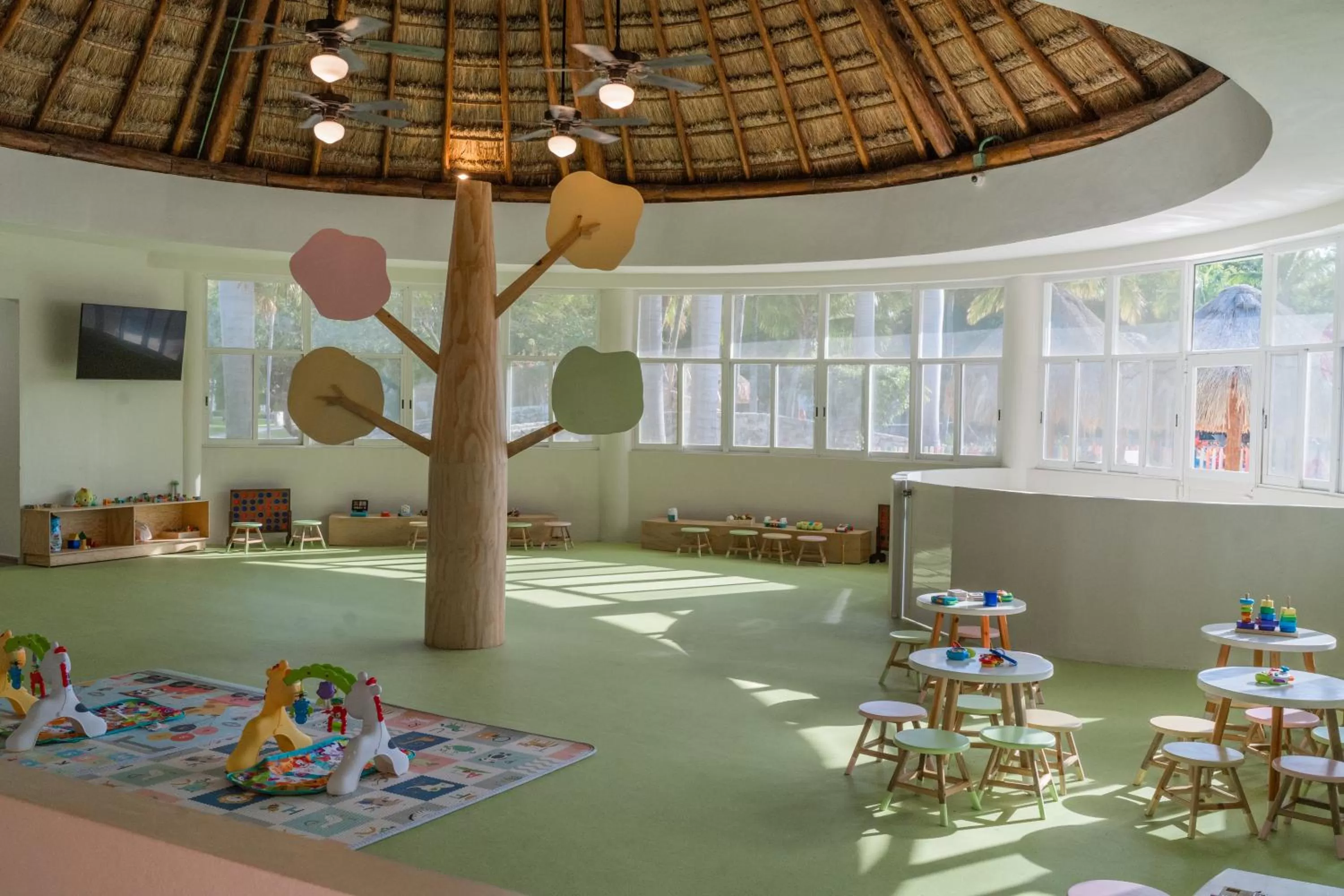 Kids's club in Iberostar Waves Paraíso Beach - All Inclusive